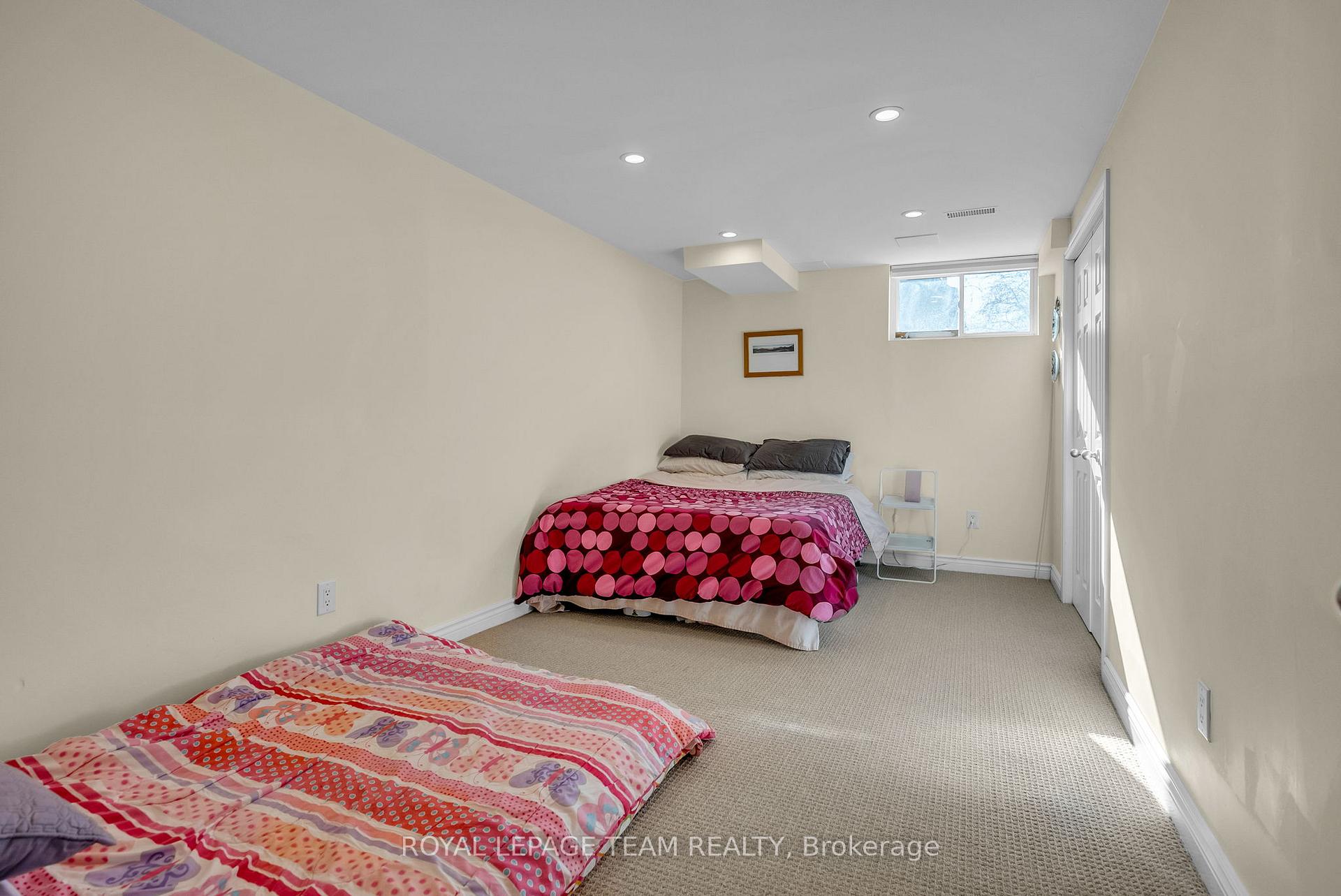 Photo 18 of 64 Westpointe Crescent, Ottawa, Centrepointe — HOMEH