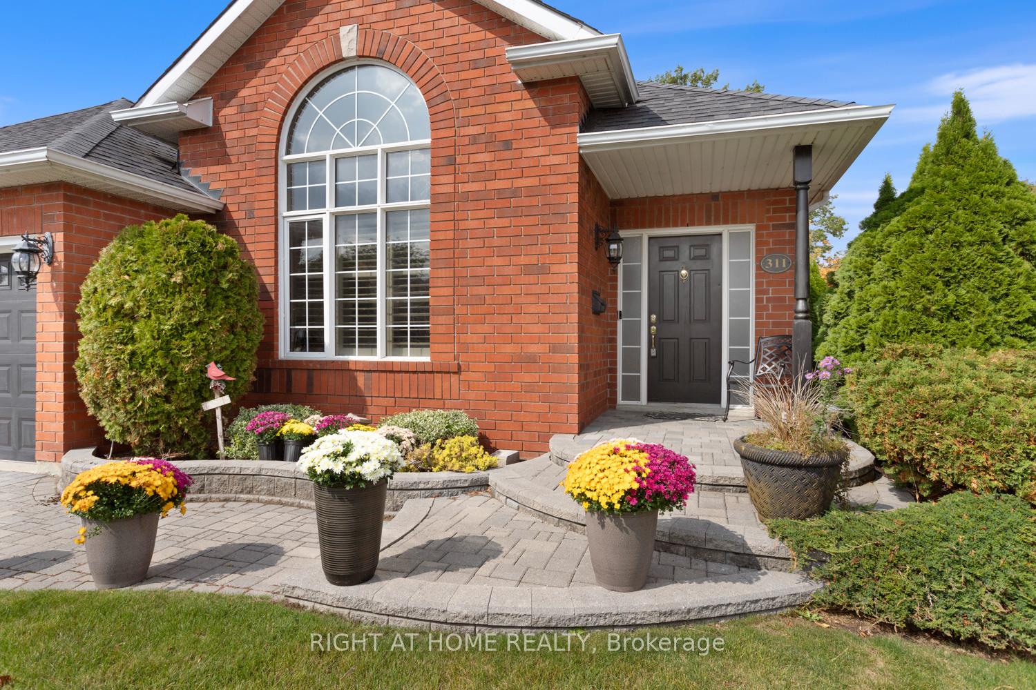 Photo 3 of 311 Waterbury Crescent, Scugog, Port Perry — HOMEH