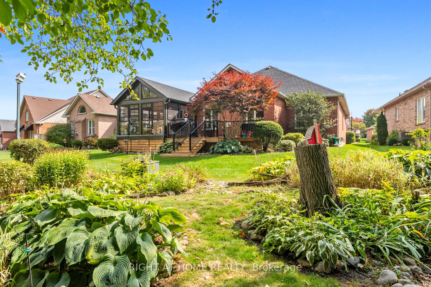 Photo 8 of 311 Waterbury Crescent, Scugog, Port Perry — HOMEH