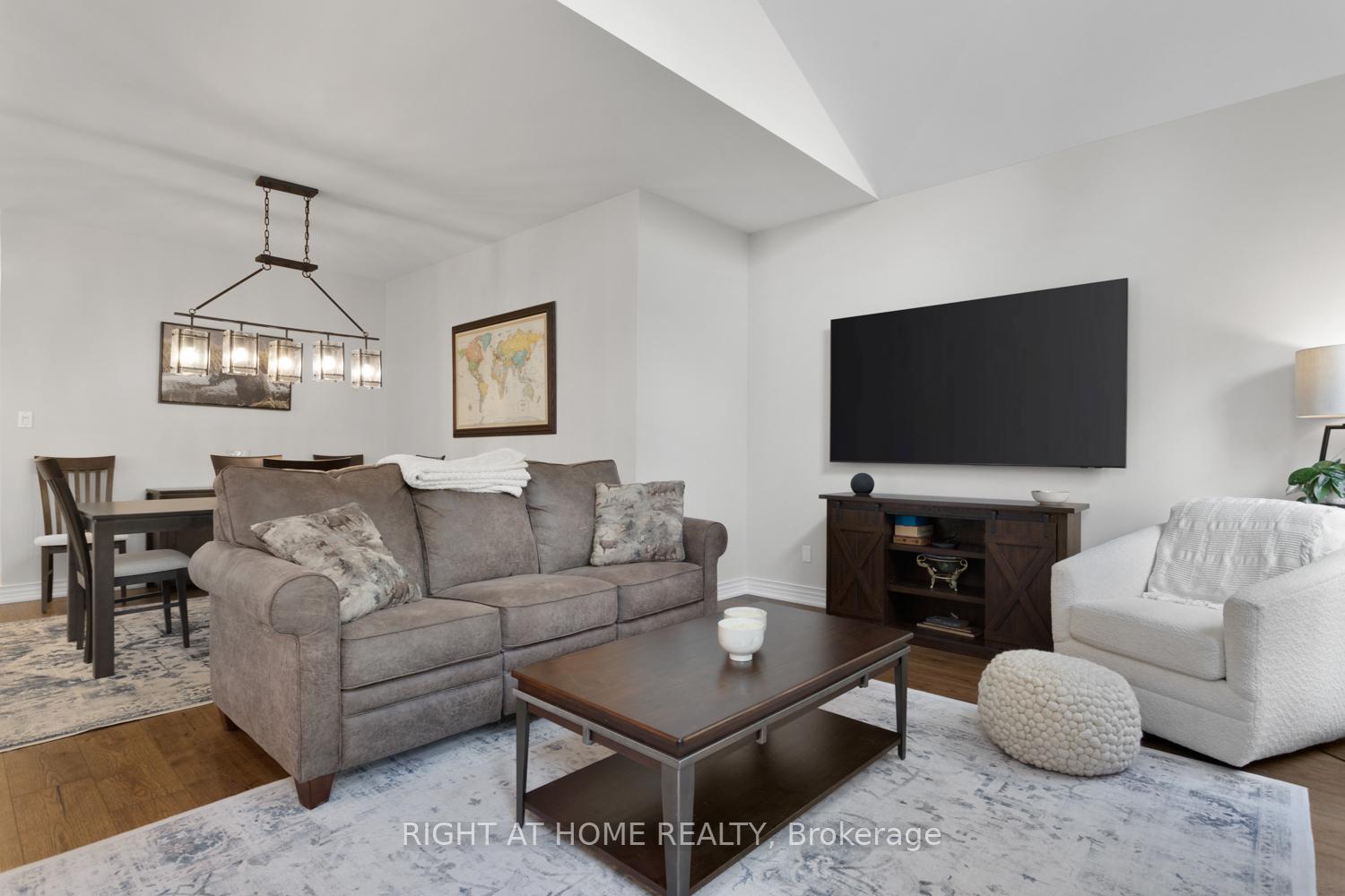 Photo 18 of 311 Waterbury Crescent, Scugog, Port Perry — HOMEH