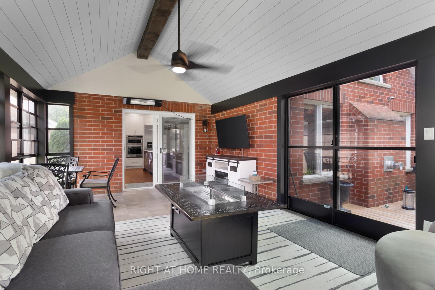 Photo 29 of 311 Waterbury Crescent, Scugog, Port Perry — HOMEH