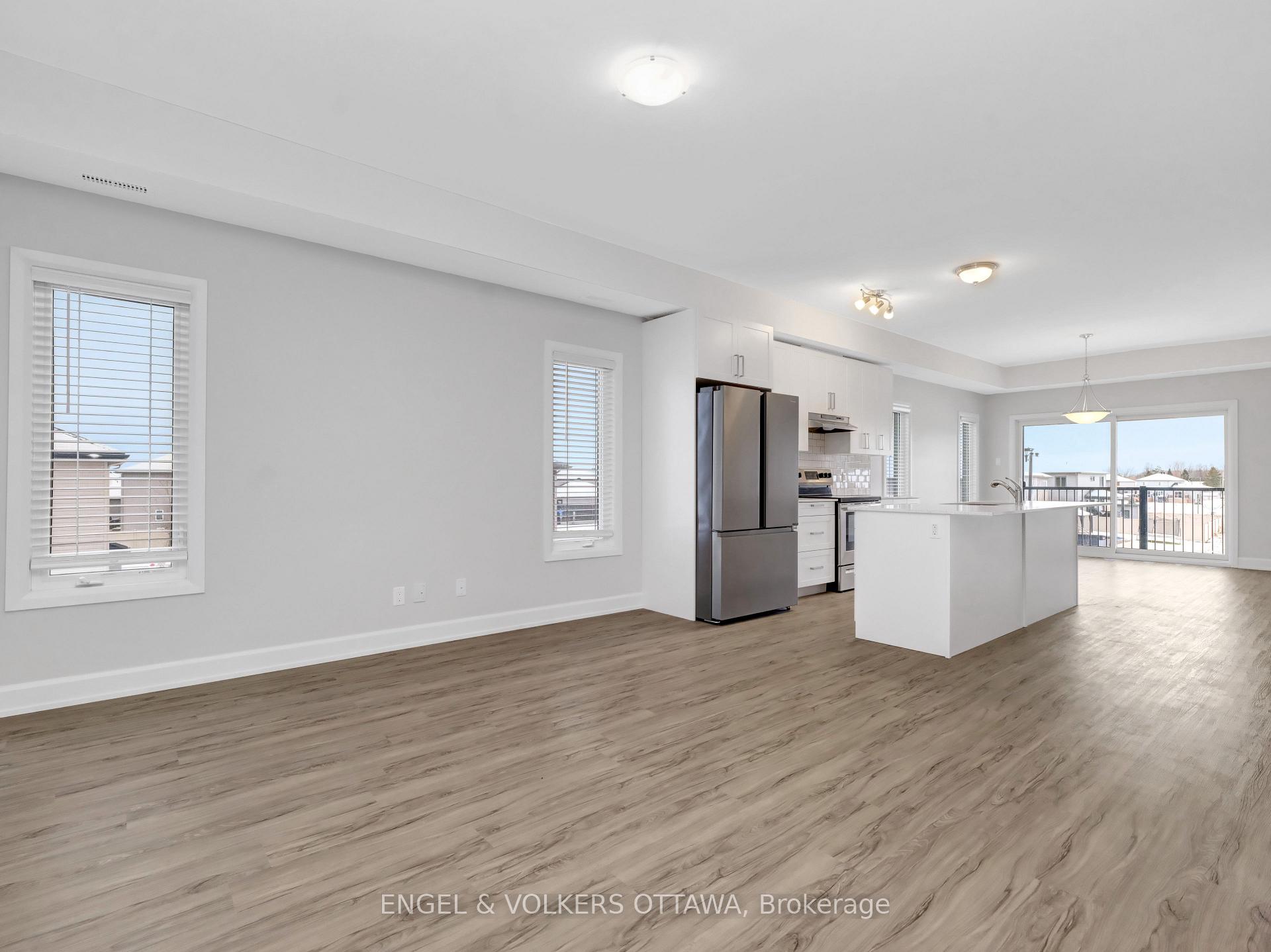 Photo 4 of Unit 304, 108 St Moritz Trail, Embrun — HOMEH