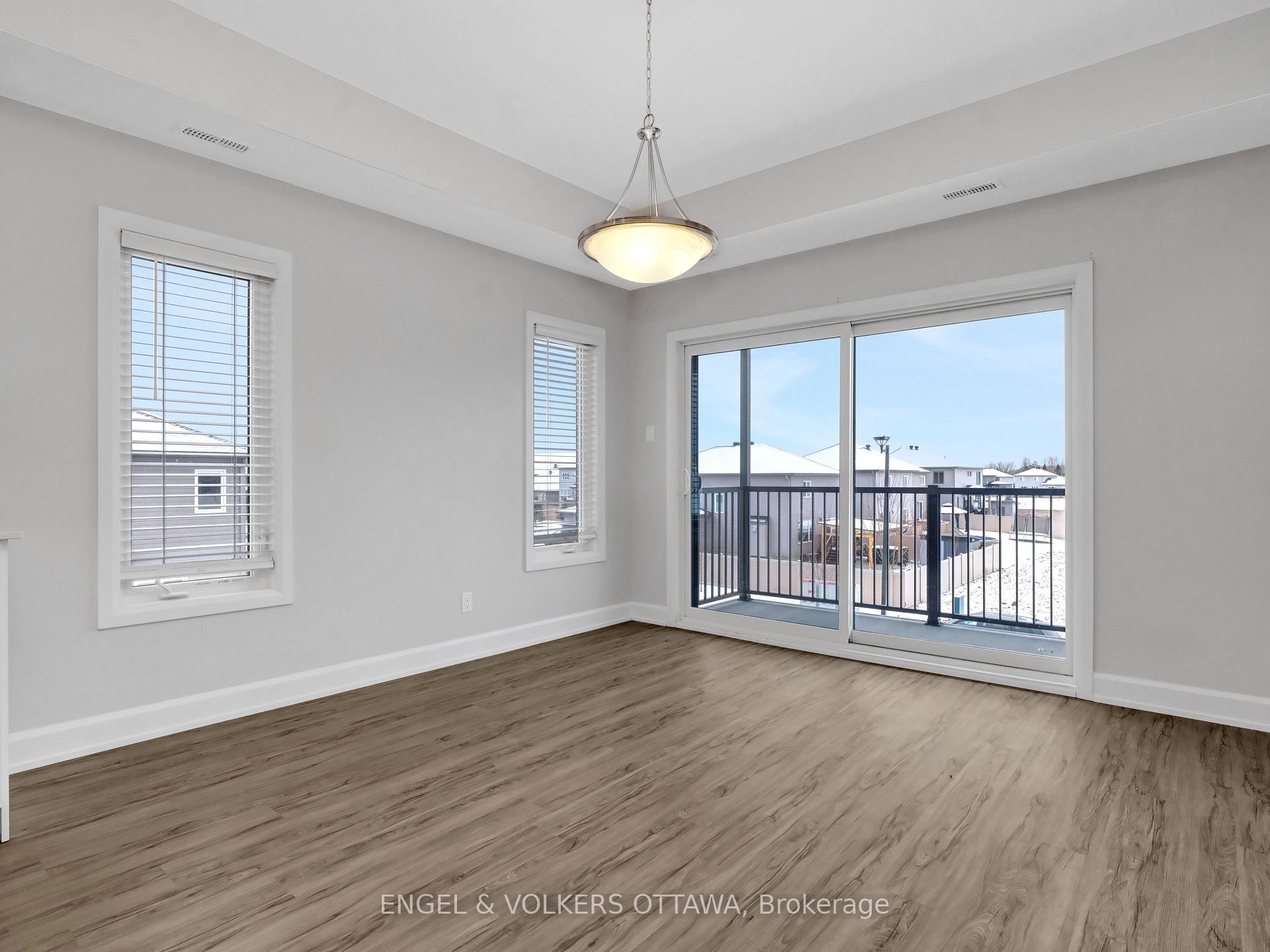 Photo 8 of Unit 304, 108 St Moritz Trail, Embrun — HOMEH