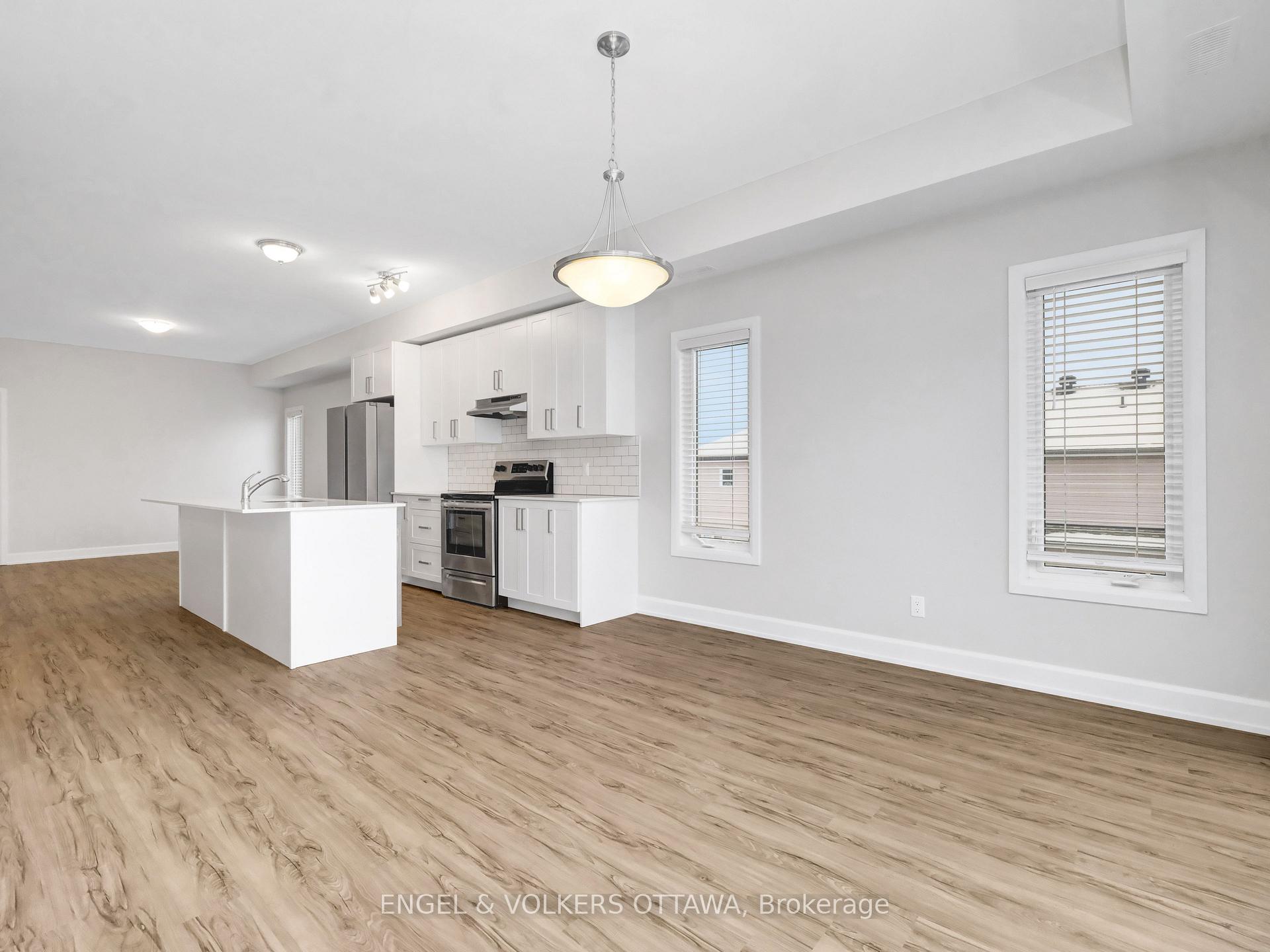 Photo 11 of Unit 304, 108 St Moritz Trail, Embrun — HOMEH