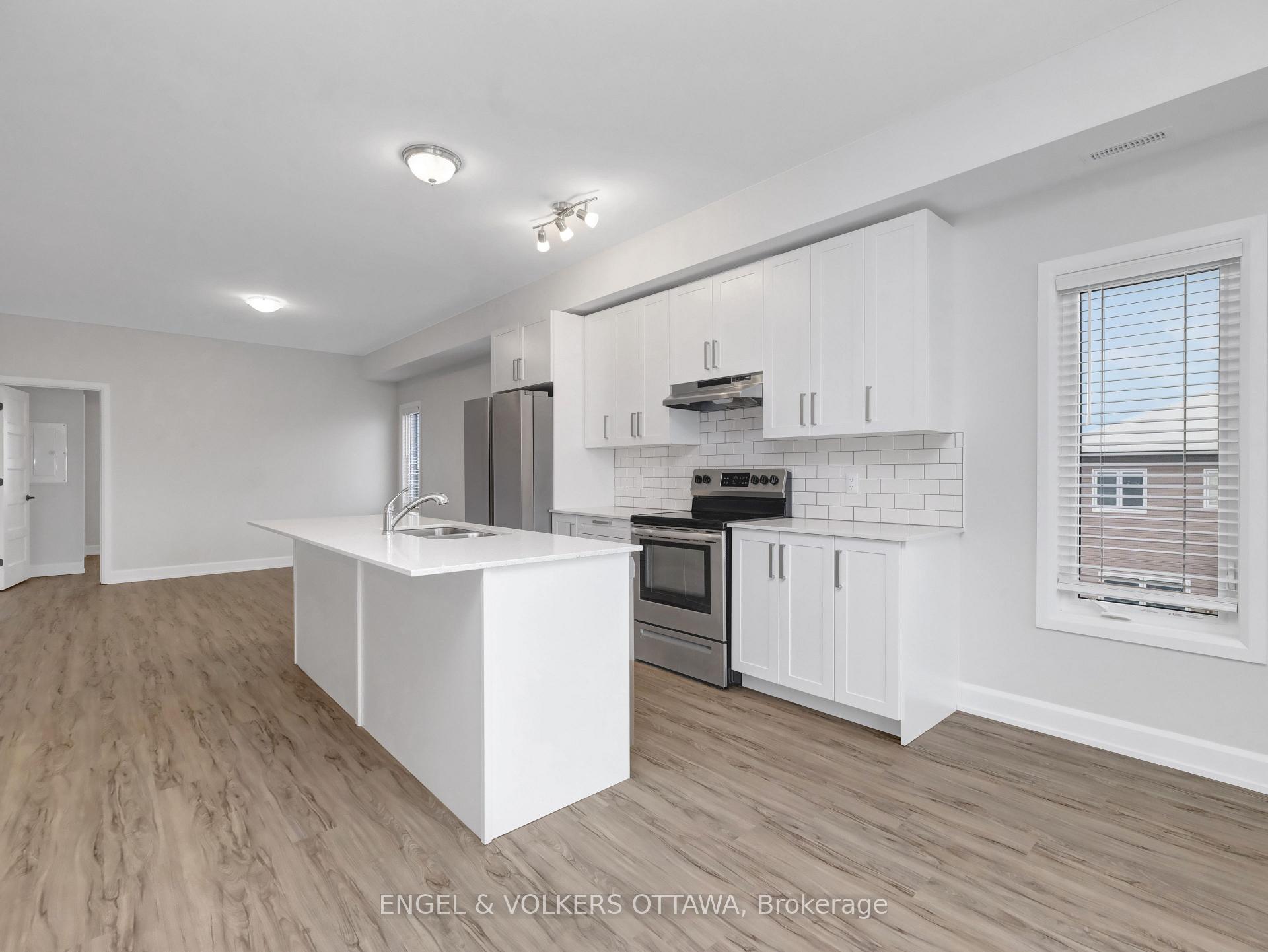 Photo 13 of Unit 304, 108 St Moritz Trail, Embrun — HOMEH