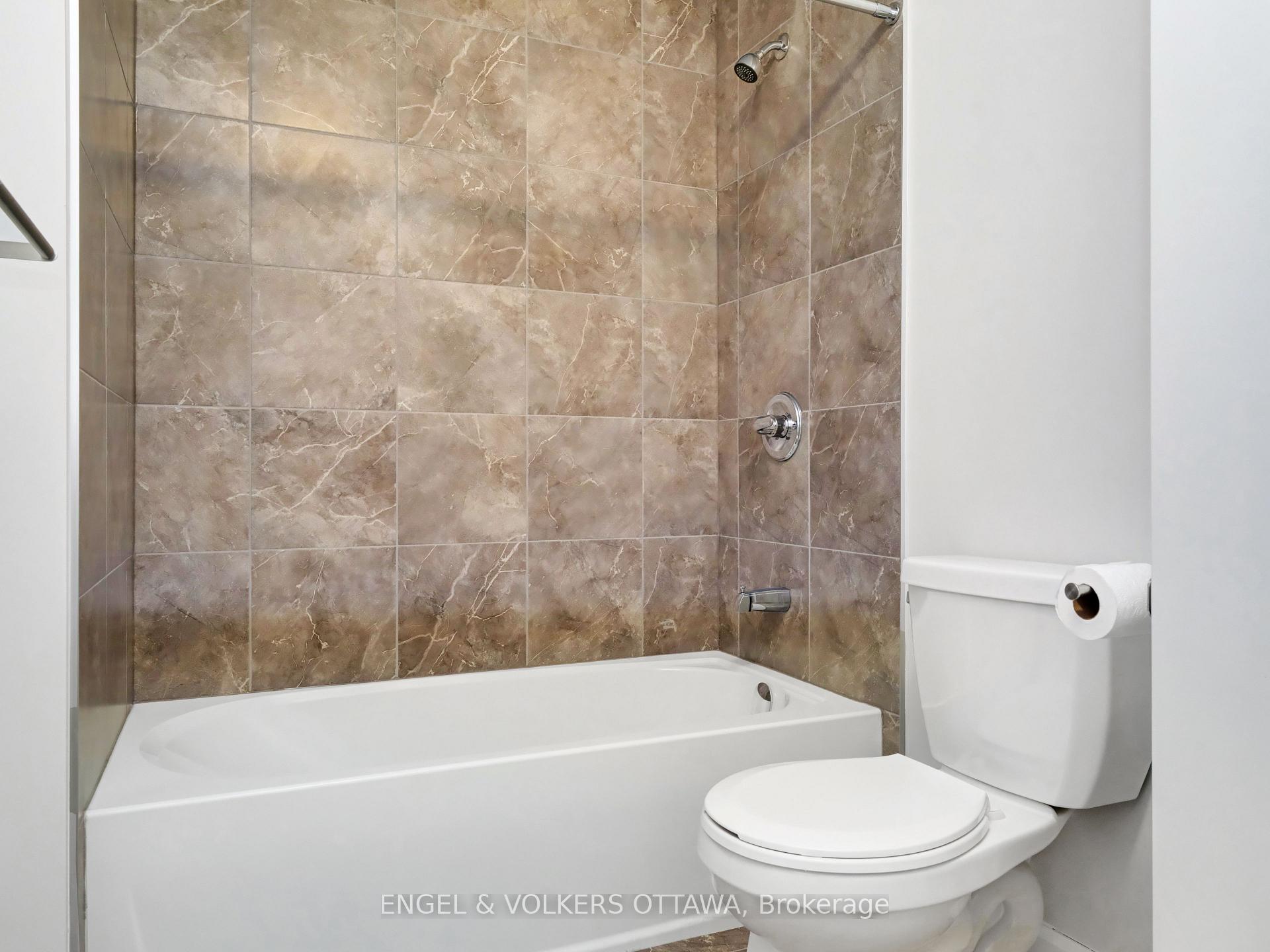 Photo 24 of Unit 304, 108 St Moritz Trail, Embrun — HOMEH