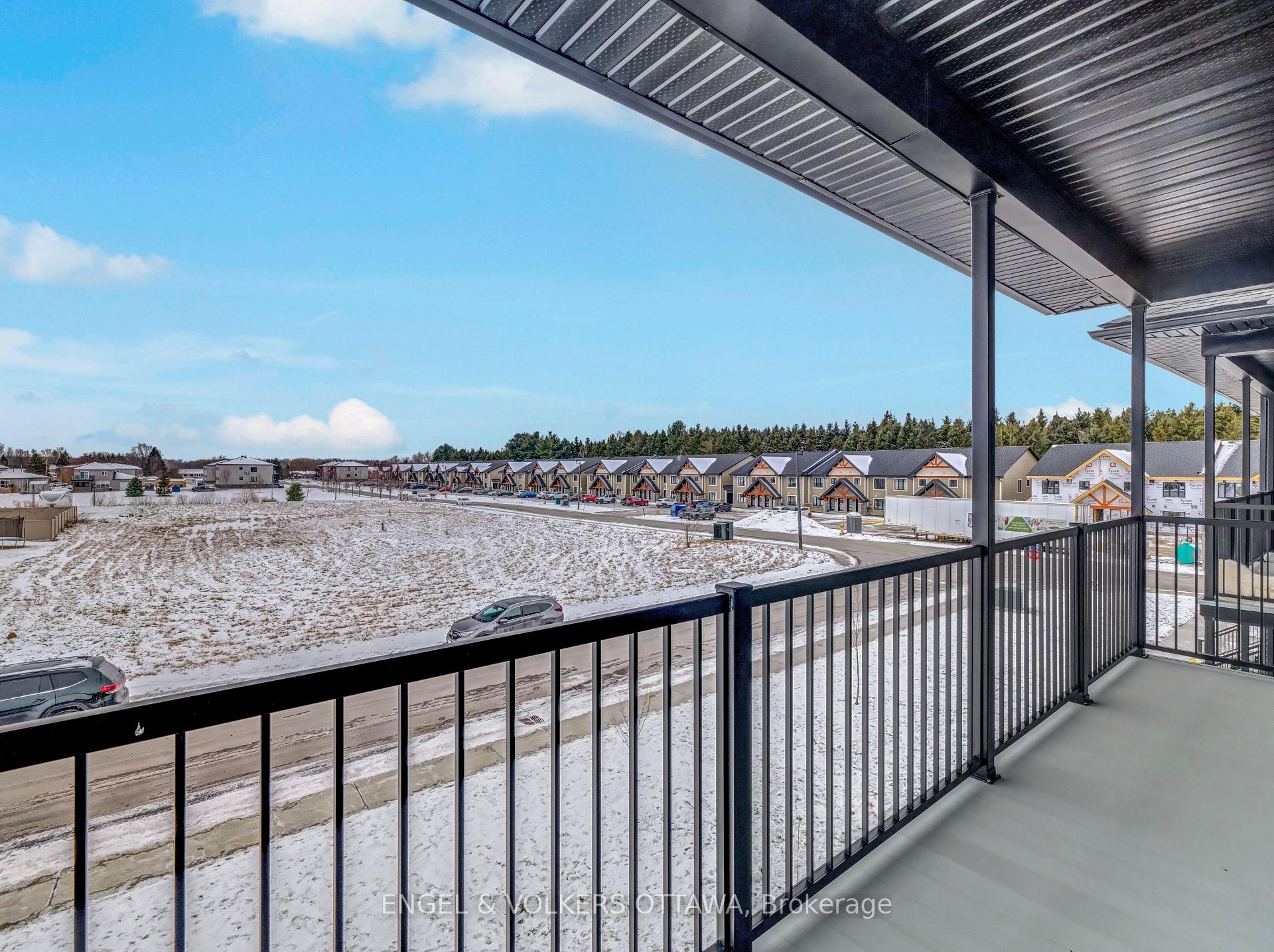 Photo 26 of Unit 304, 108 St Moritz Trail, Embrun — HOMEH