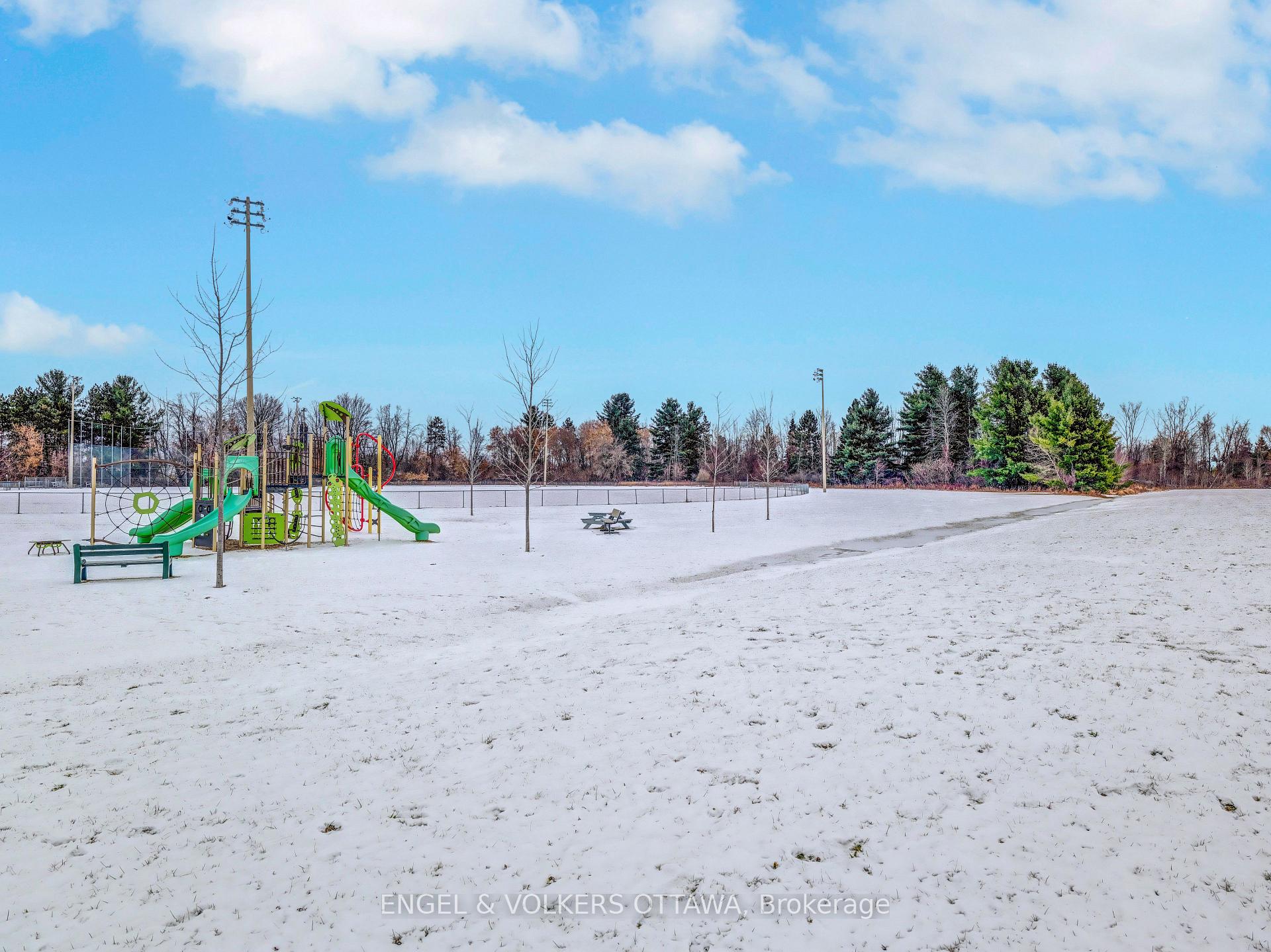 Photo 28 of Unit 304, 108 St Moritz Trail, Embrun — HOMEH