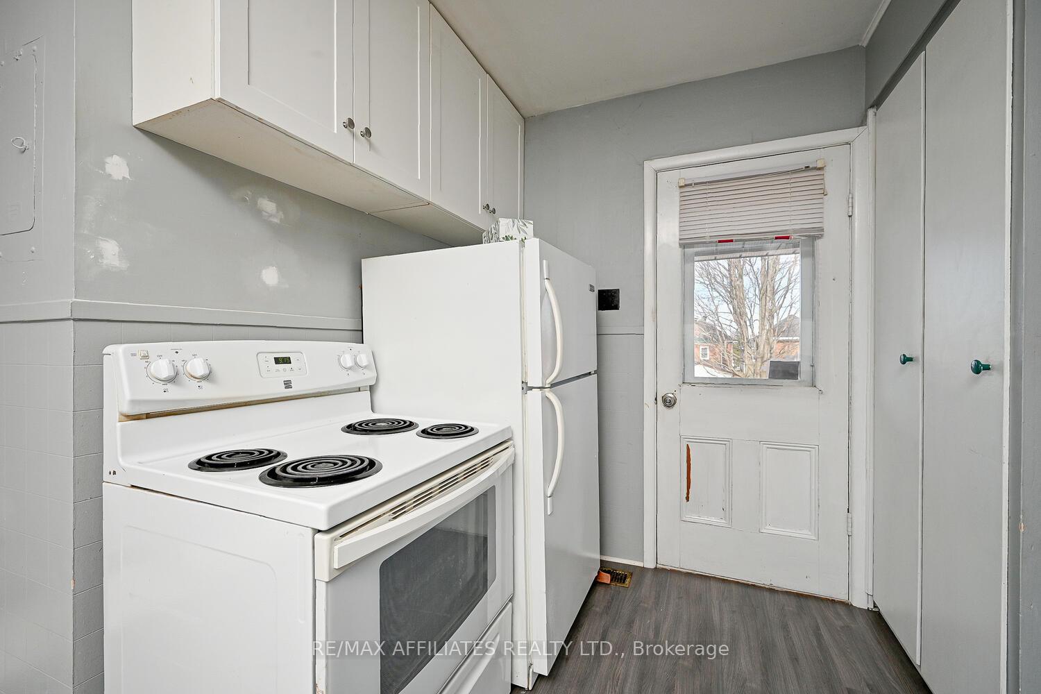 Photo 18 of 160 Chambers Street, Smiths Falls — HOMEH