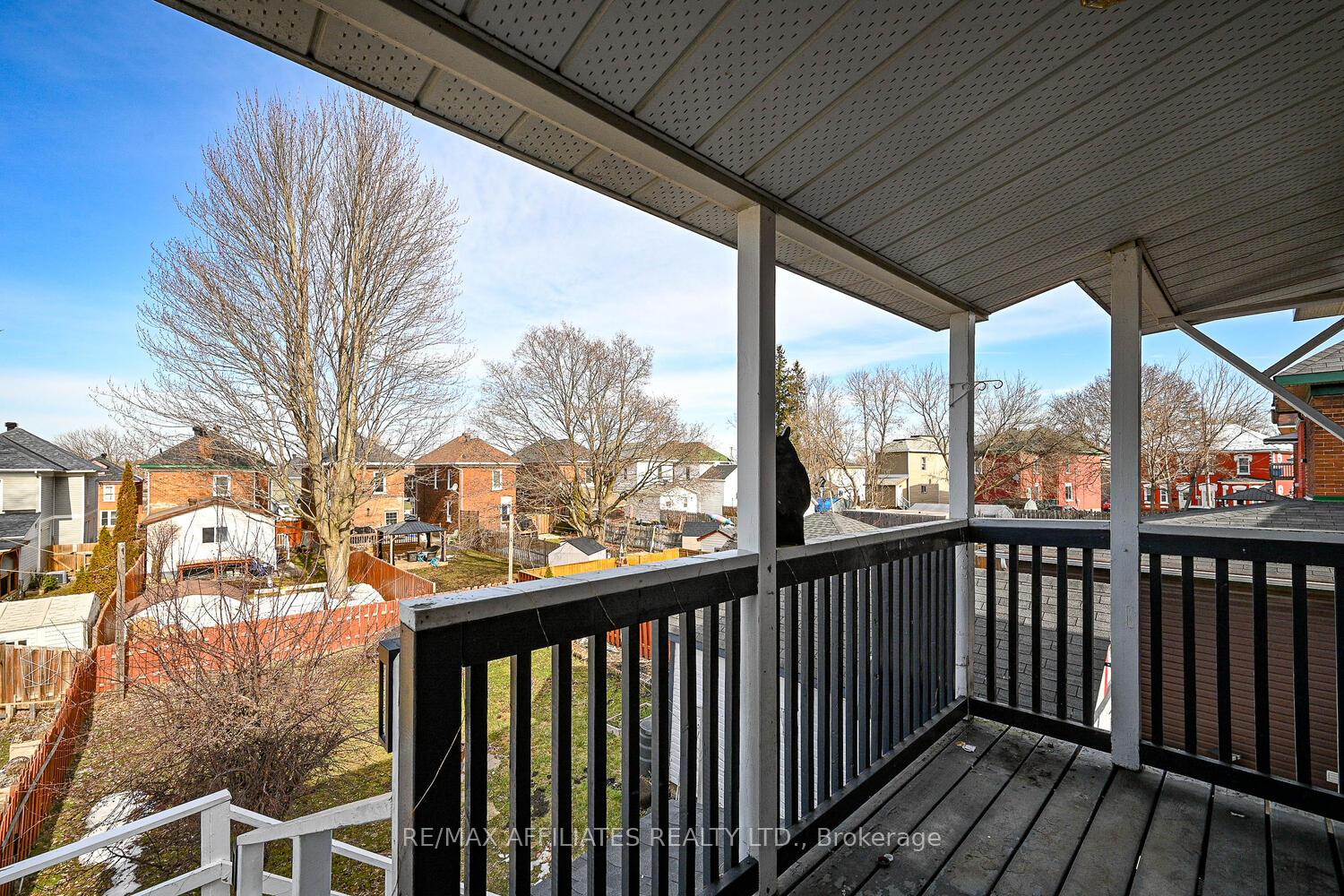 Photo 31 of 160 Chambers Street, Smiths Falls — HOMEH