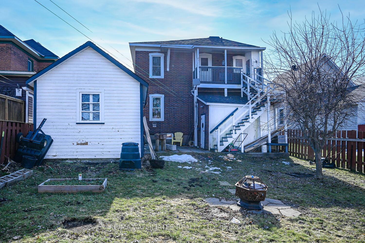 Photo 37 of 160 Chambers Street, Smiths Falls — HOMEH