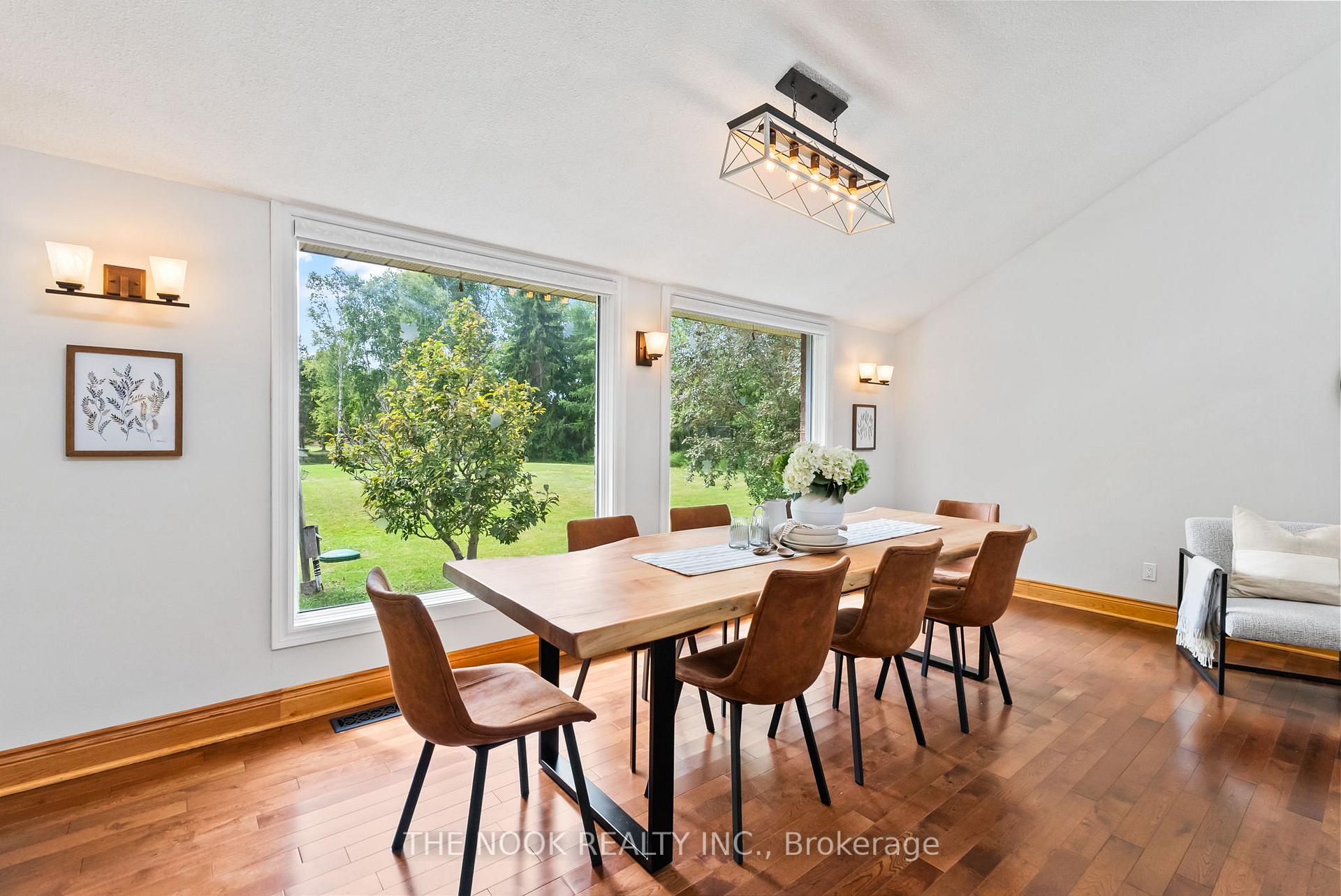 Photo 12 of 10 Stone Sound, Scugog, Port Perry — HOMEH