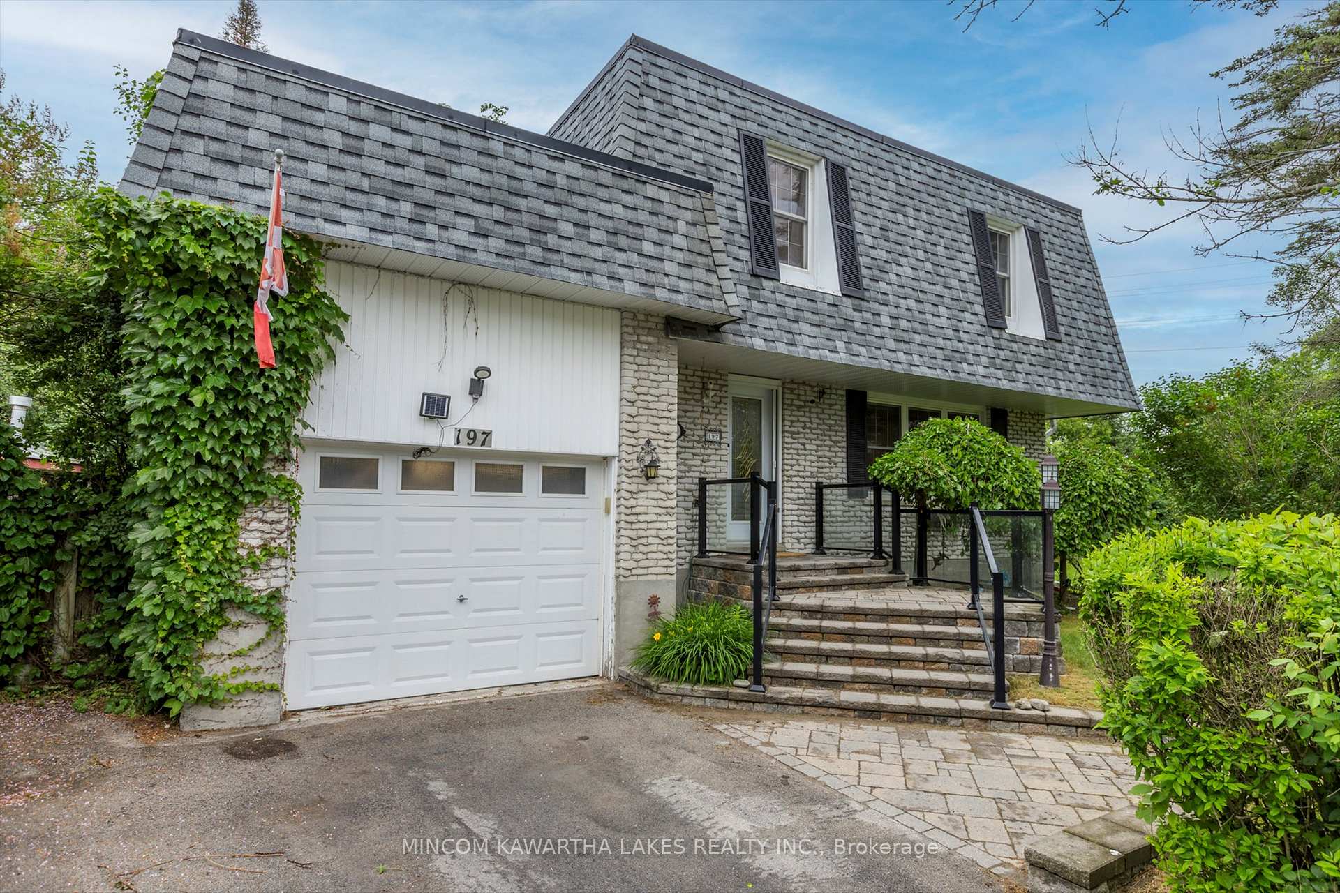 Front of 197 Patricia Crescent
