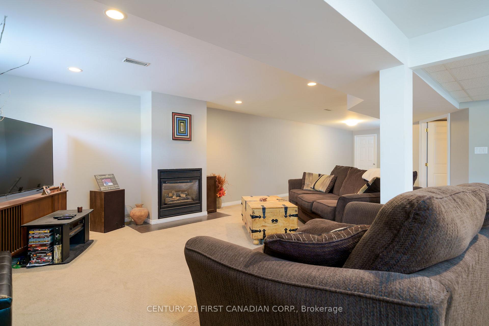 Photo 17 of 54 Nelson Street, South Huron, Exeter — HOMEH