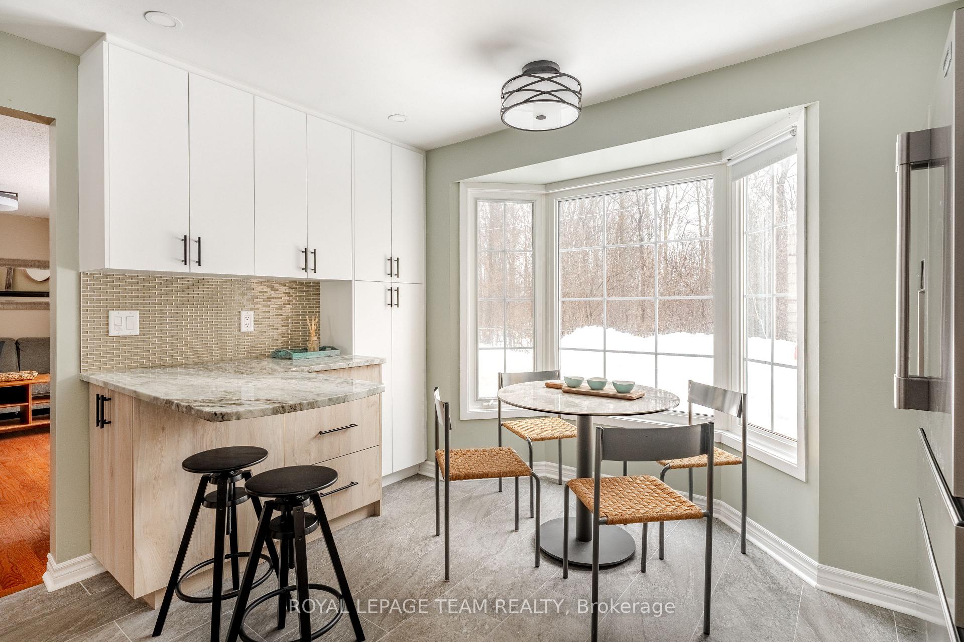 Photo 6 of 80 Pinetrail Crescent, Ottawa, Centrepointe — HOMEH