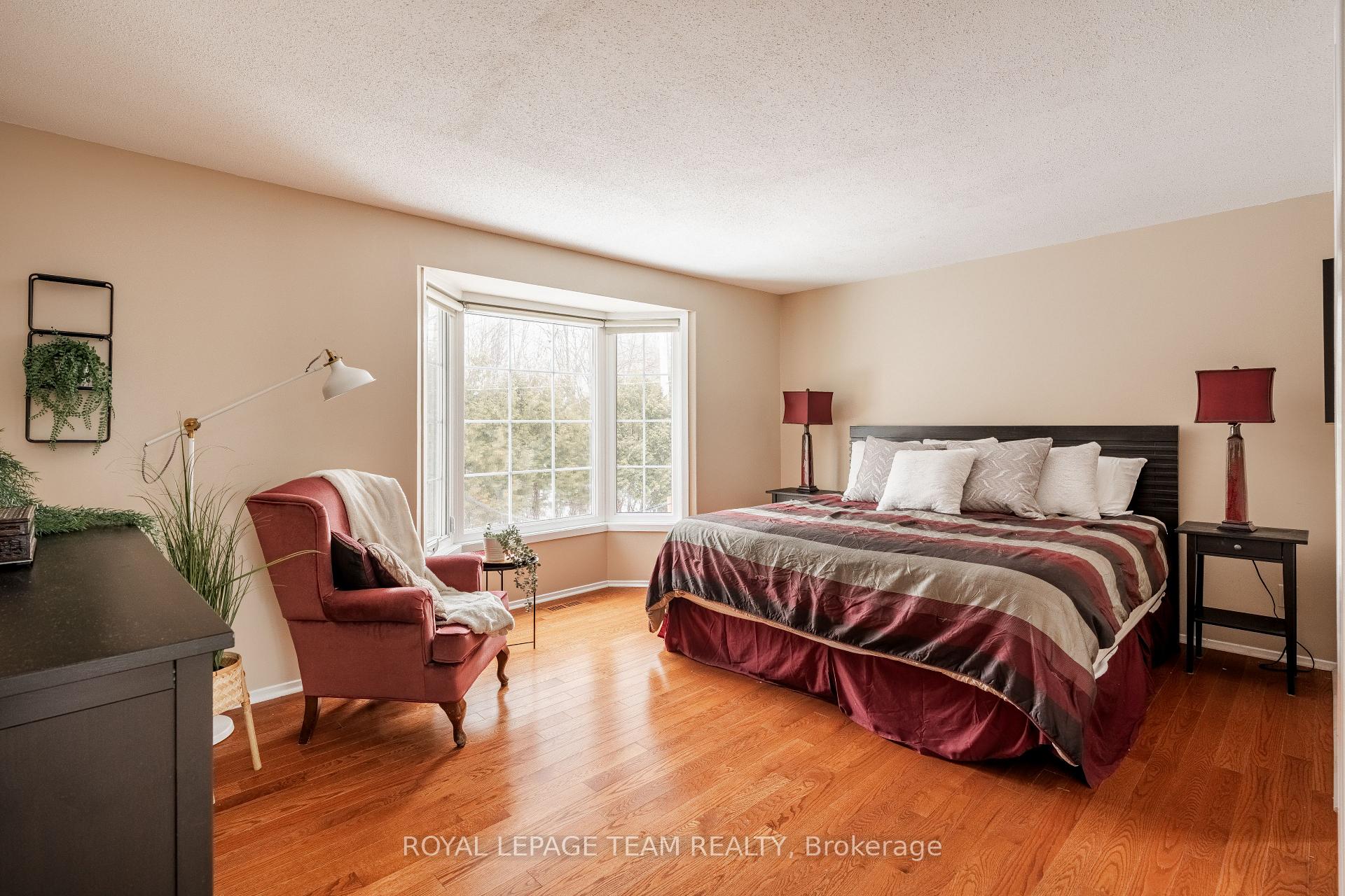 Photo 26 of 80 Pinetrail Crescent, Ottawa, Centrepointe — HOMEH