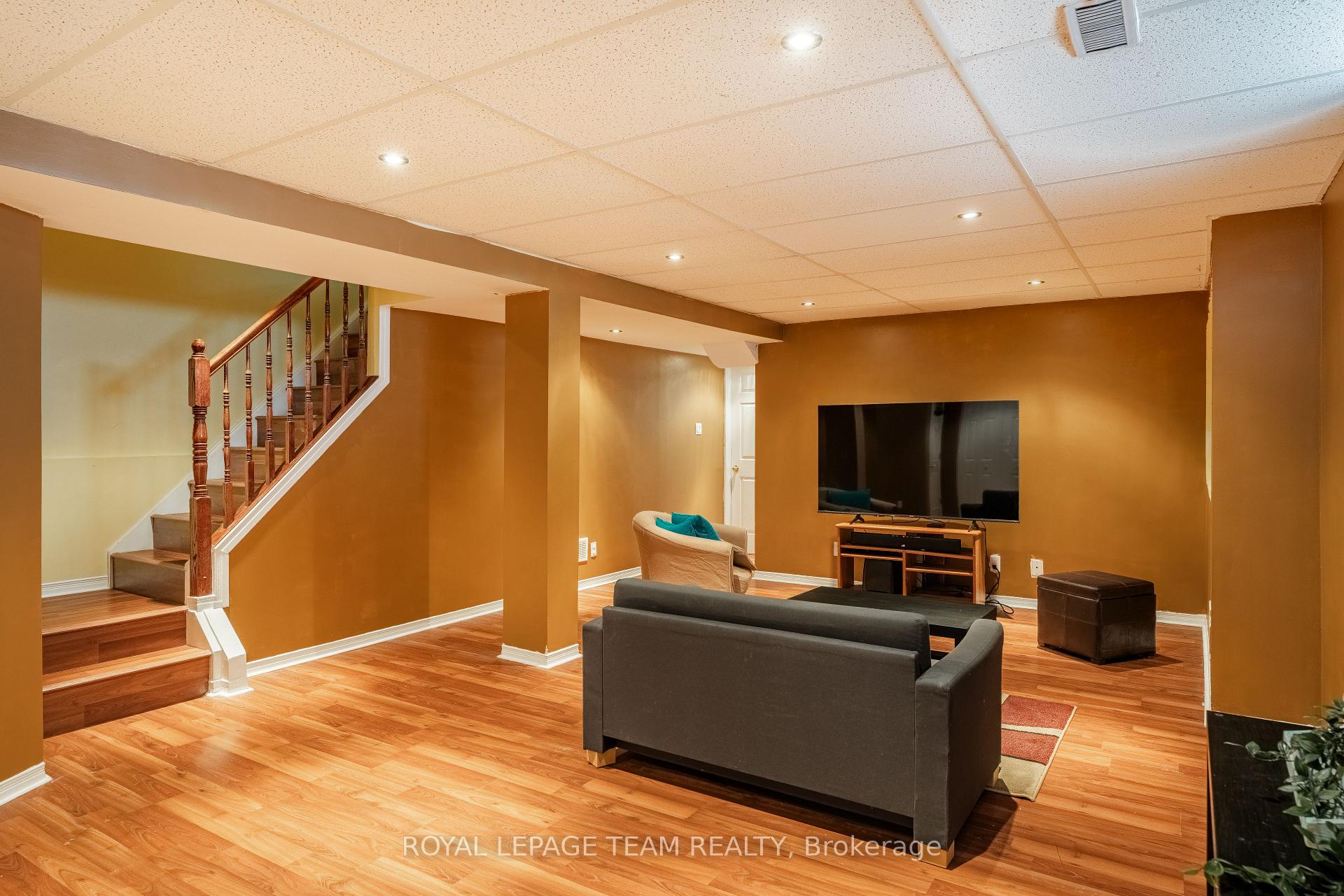 Photo 38 of 80 Pinetrail Crescent, Ottawa, Centrepointe — HOMEH