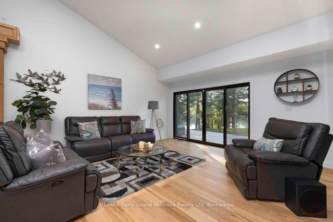 Photo 8 of 57 10th Concession Road, Seguin — HOMEH