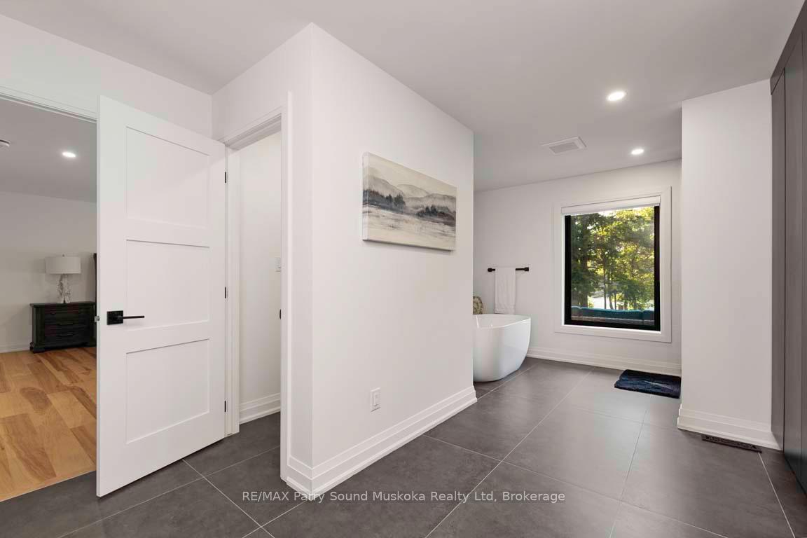 Photo 21 of 57 10th Concession Road, Seguin — HOMEH