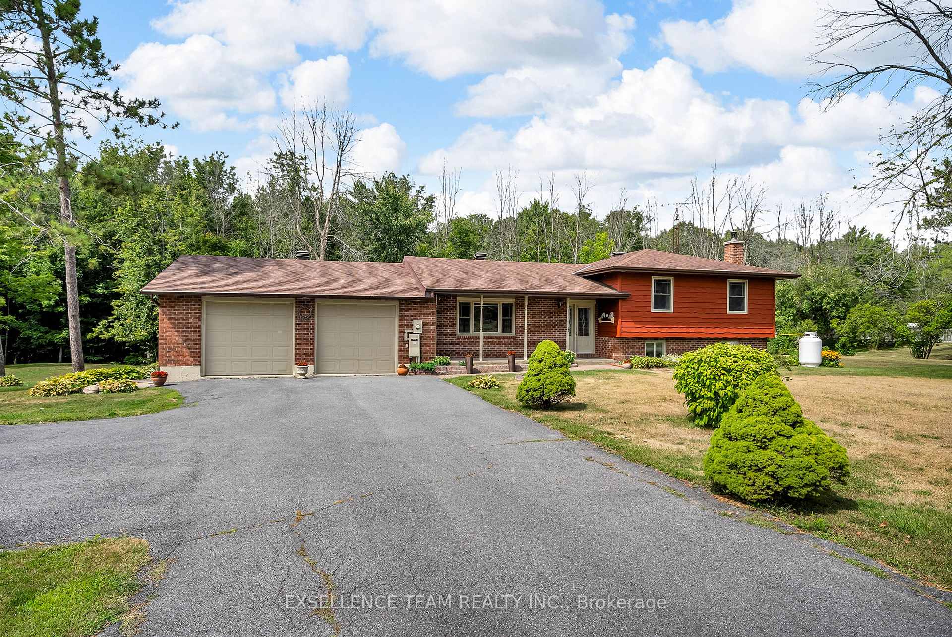 Front of 18537 Glen Road