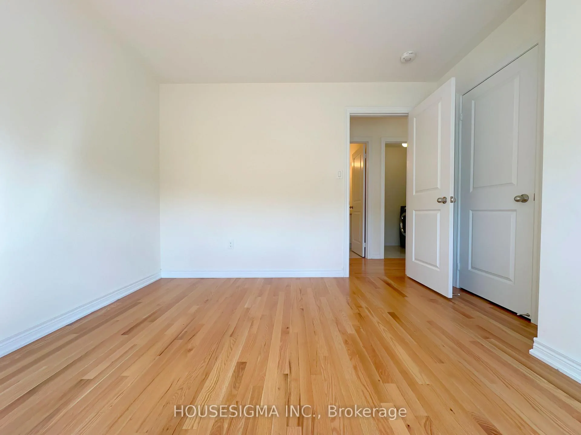 Photo 21 of 560 Red Elm Road, Shelburne — HOMEH