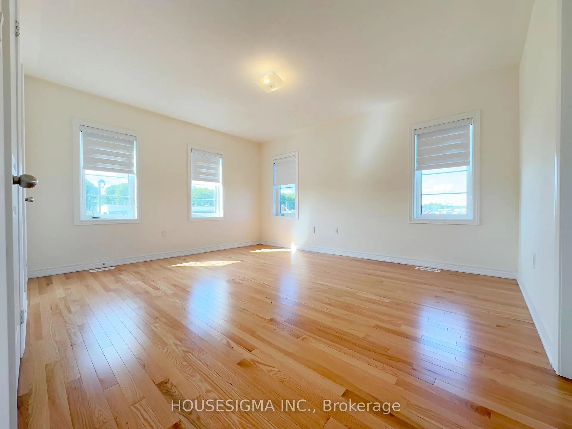 Photo 22 of 560 Red Elm Road, Shelburne — HOMEH