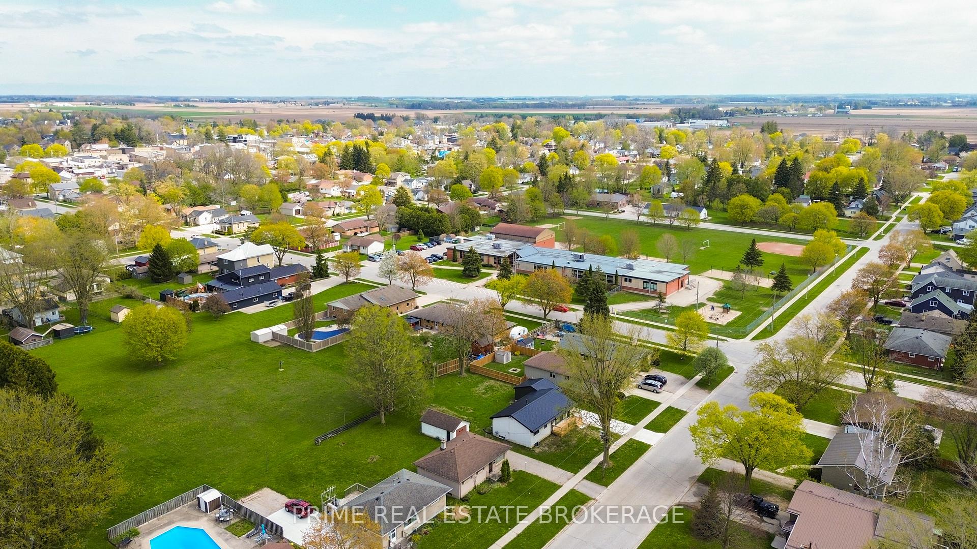 Photo 40 of 320 Marlborough Street, South Huron, Exeter — HOMEH