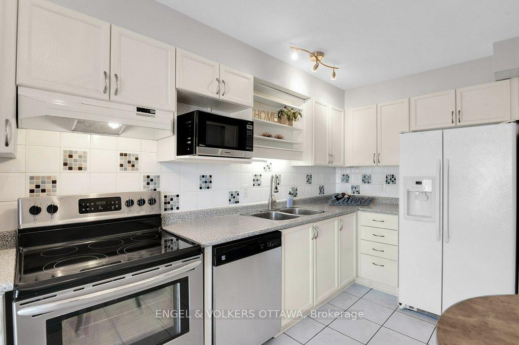 Photo 16 of 8 Monterey Drive, Ottawa, Briargreen — HOMEH