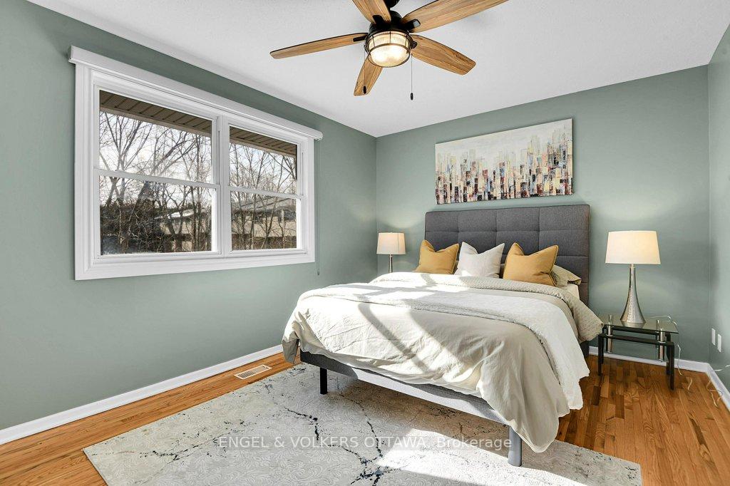 Photo 18 of 8 Monterey Drive, Ottawa, Briargreen — HOMEH