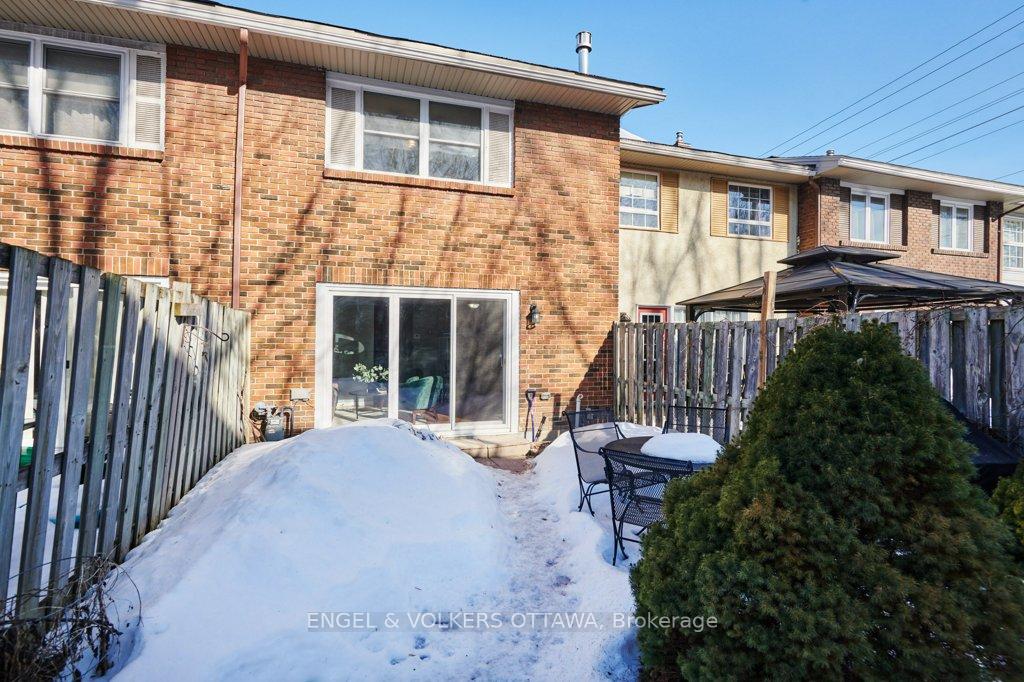 Photo 30 of 8 Monterey Drive, Ottawa, Briargreen — HOMEH