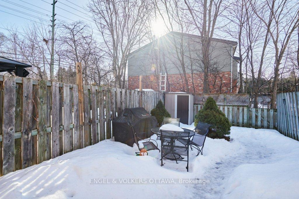 Photo 32 of 8 Monterey Drive, Ottawa, Briargreen — HOMEH