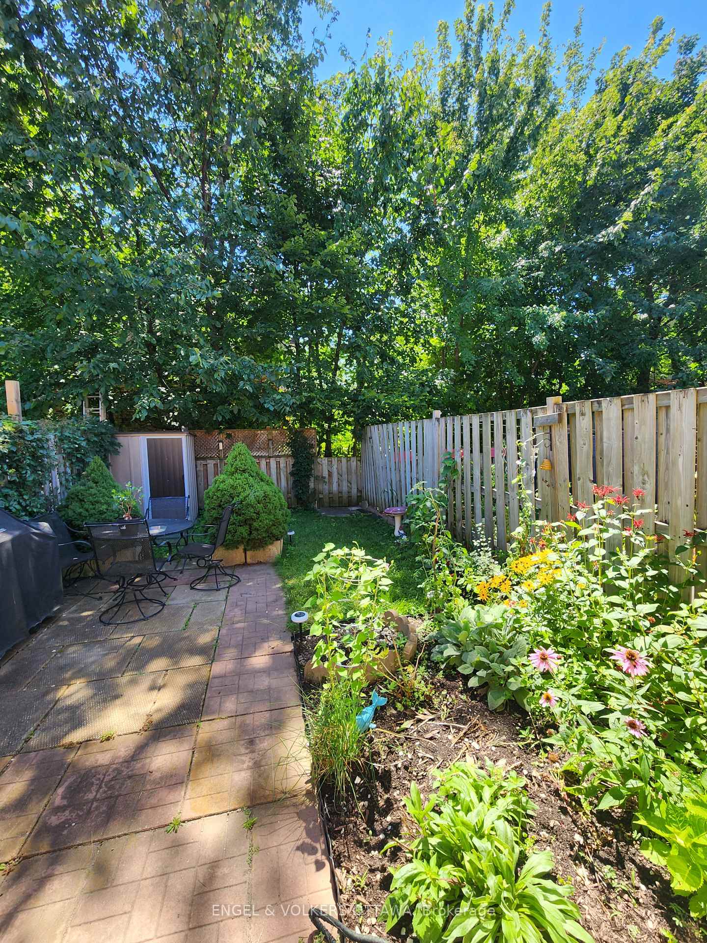 Photo 37 of 8 Monterey Drive, Ottawa, Briargreen — HOMEH