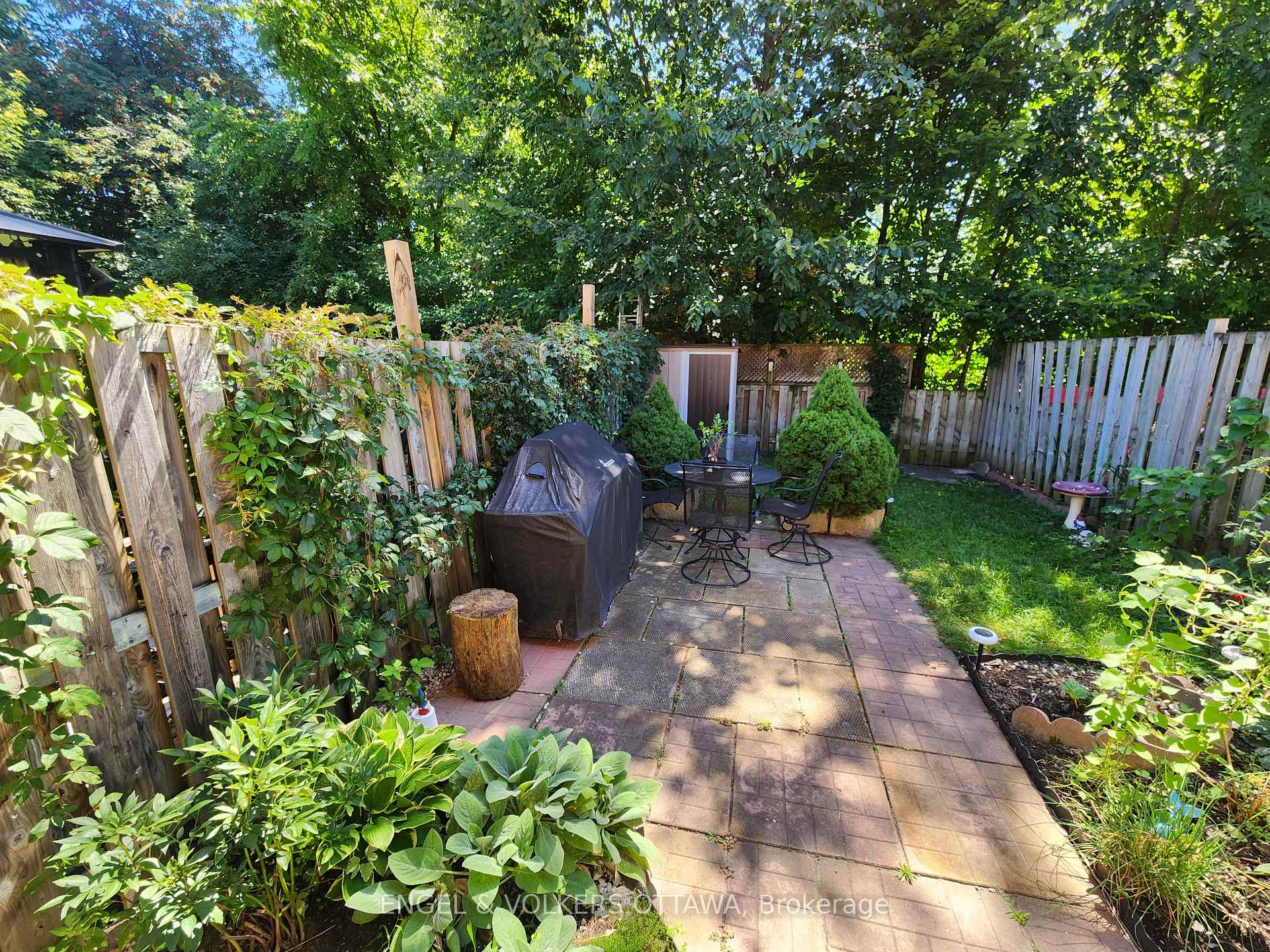Photo 39 of 8 Monterey Drive, Ottawa, Briargreen — HOMEH