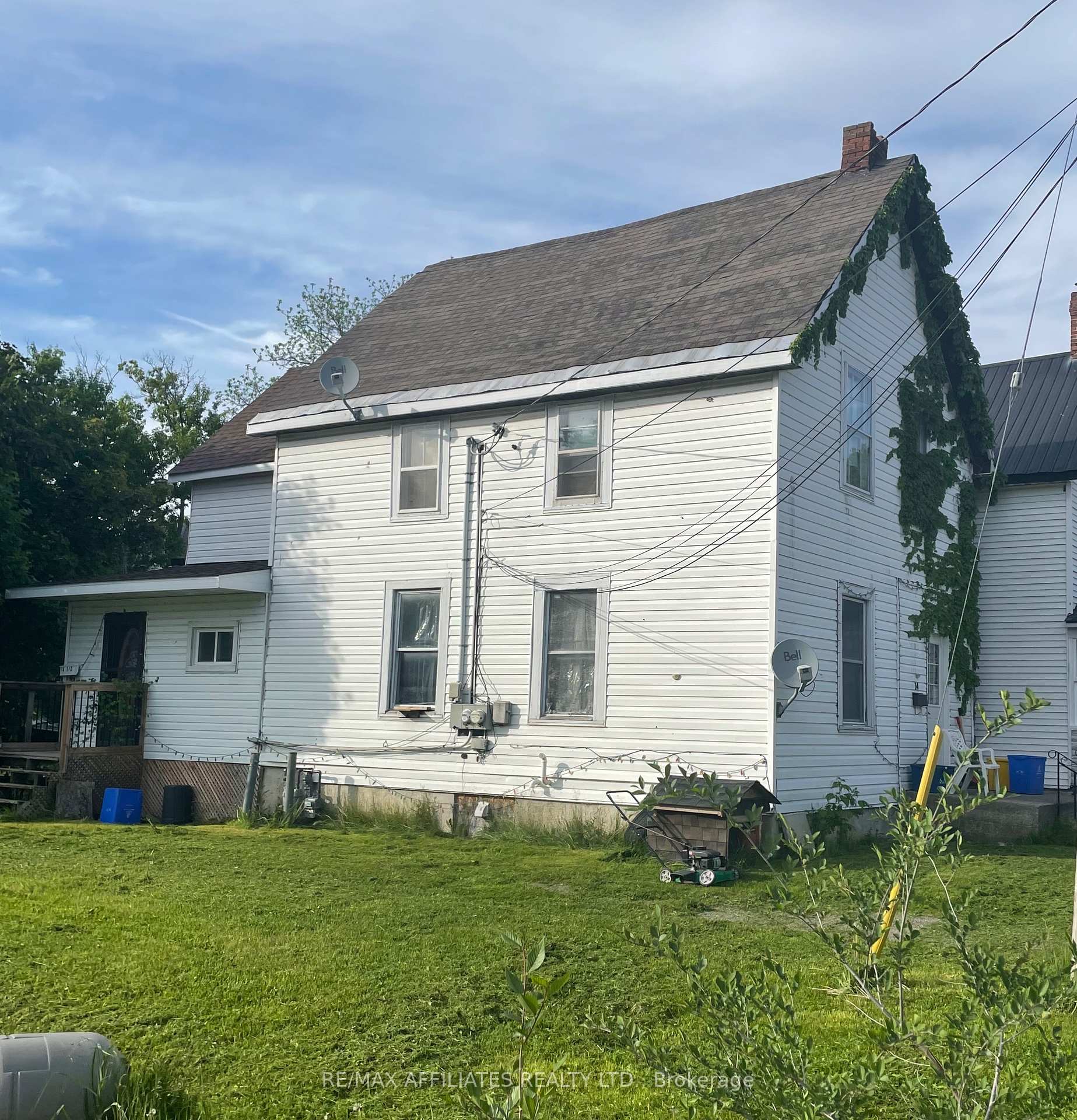 Photo 6 of 14 Lanark Street, Smiths Falls — HOMEH