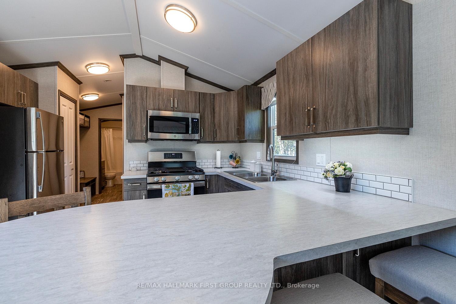 Photo 10 of Unit #338, 225 Platten Boulevard, Scugog, Rural Scugog — HOMEH
