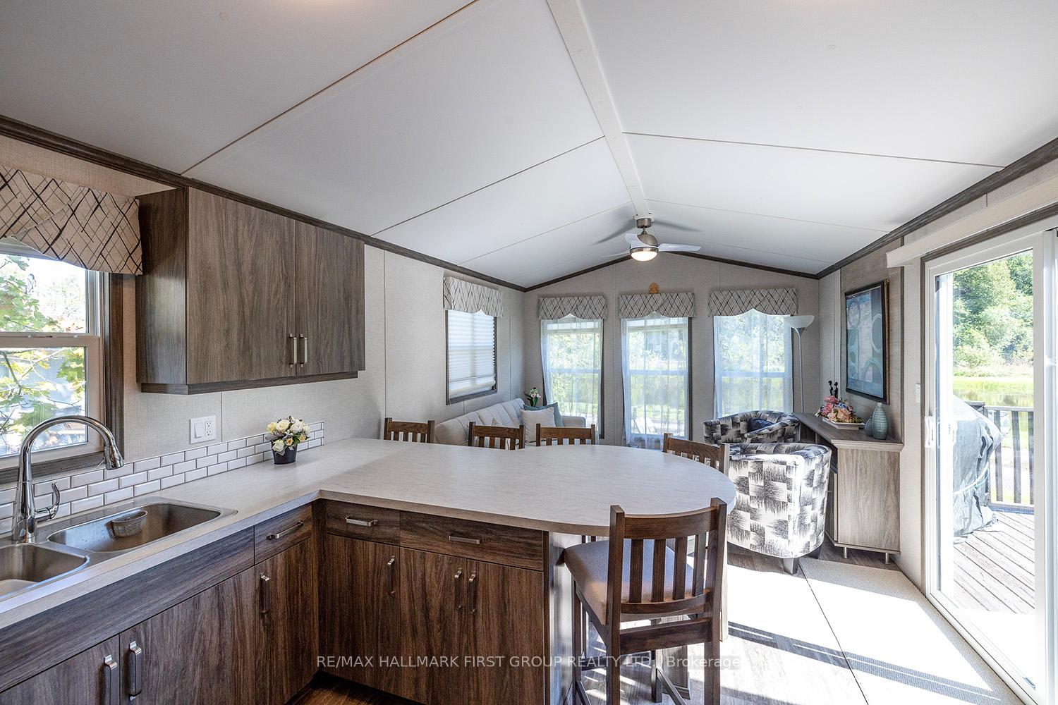 Photo 11 of Unit #338, 225 Platten Boulevard, Scugog, Rural Scugog — HOMEH
