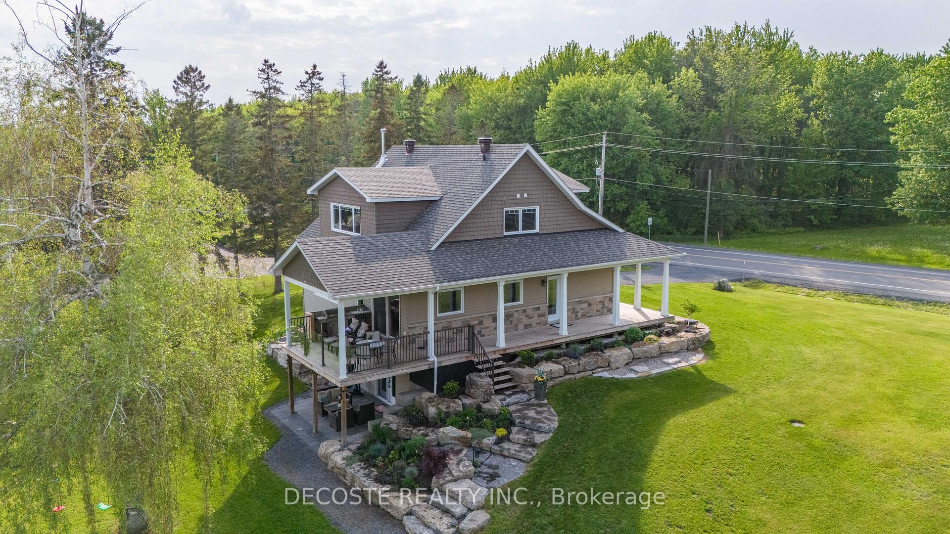 Photo 4 of 20198 County 2 Road, South Glengarry, South Glengarry (Charlottenburgh) Twp — HOMEH