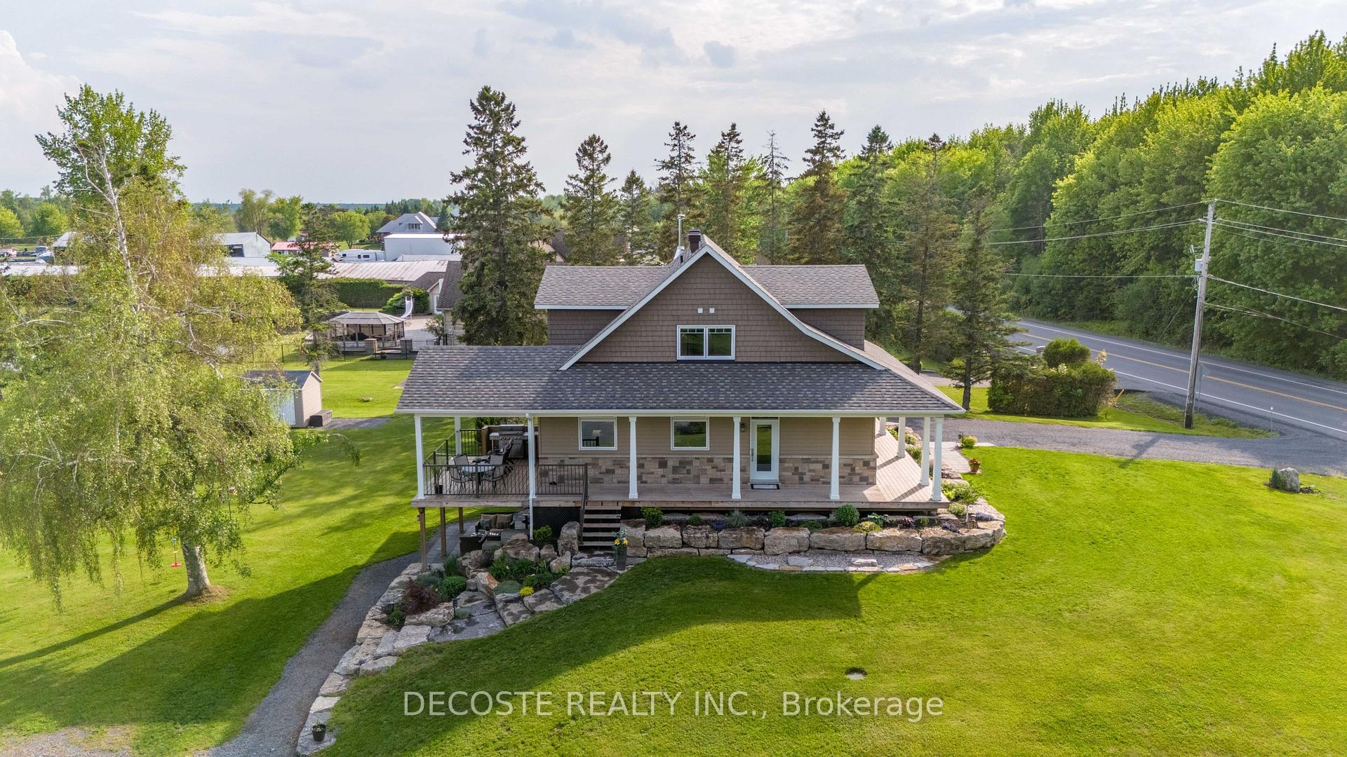 Photo 8 of 20198 County 2 Road, South Glengarry, South Glengarry (Charlottenburgh) Twp — HOMEH