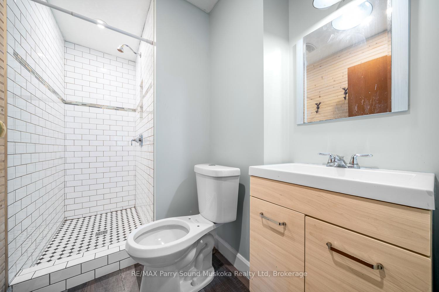 Photo 18 of 1163A Lake Joseph Road, Seguin — HOMEH