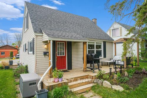Photo 3 of 11 Mckenzie Avenue, Smiths Falls — HOMEH