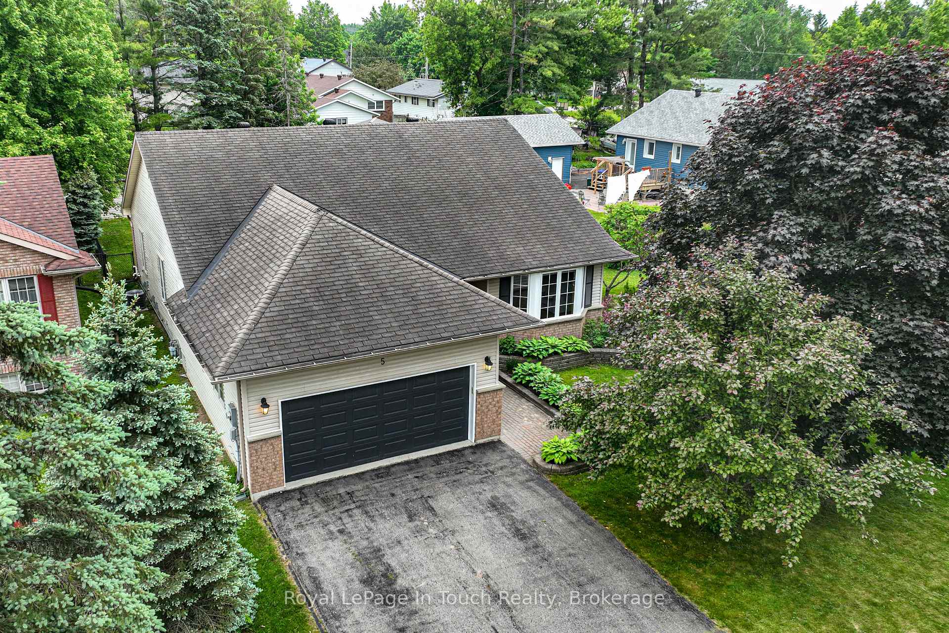 Photo 1 of 5 Earls Court, Severn, Coldwater — HOMEH