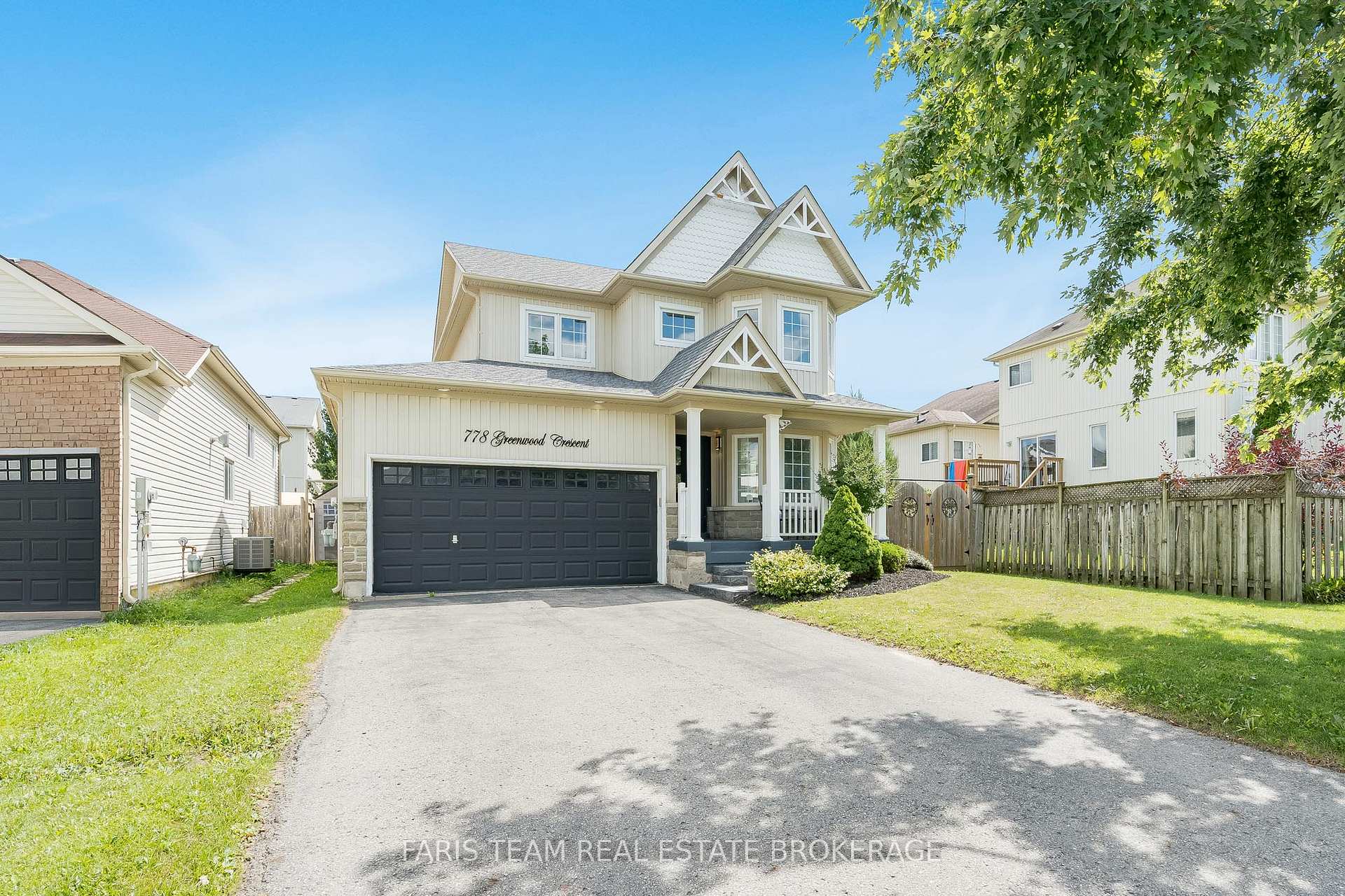 Front of 778 Greenwood Crescent