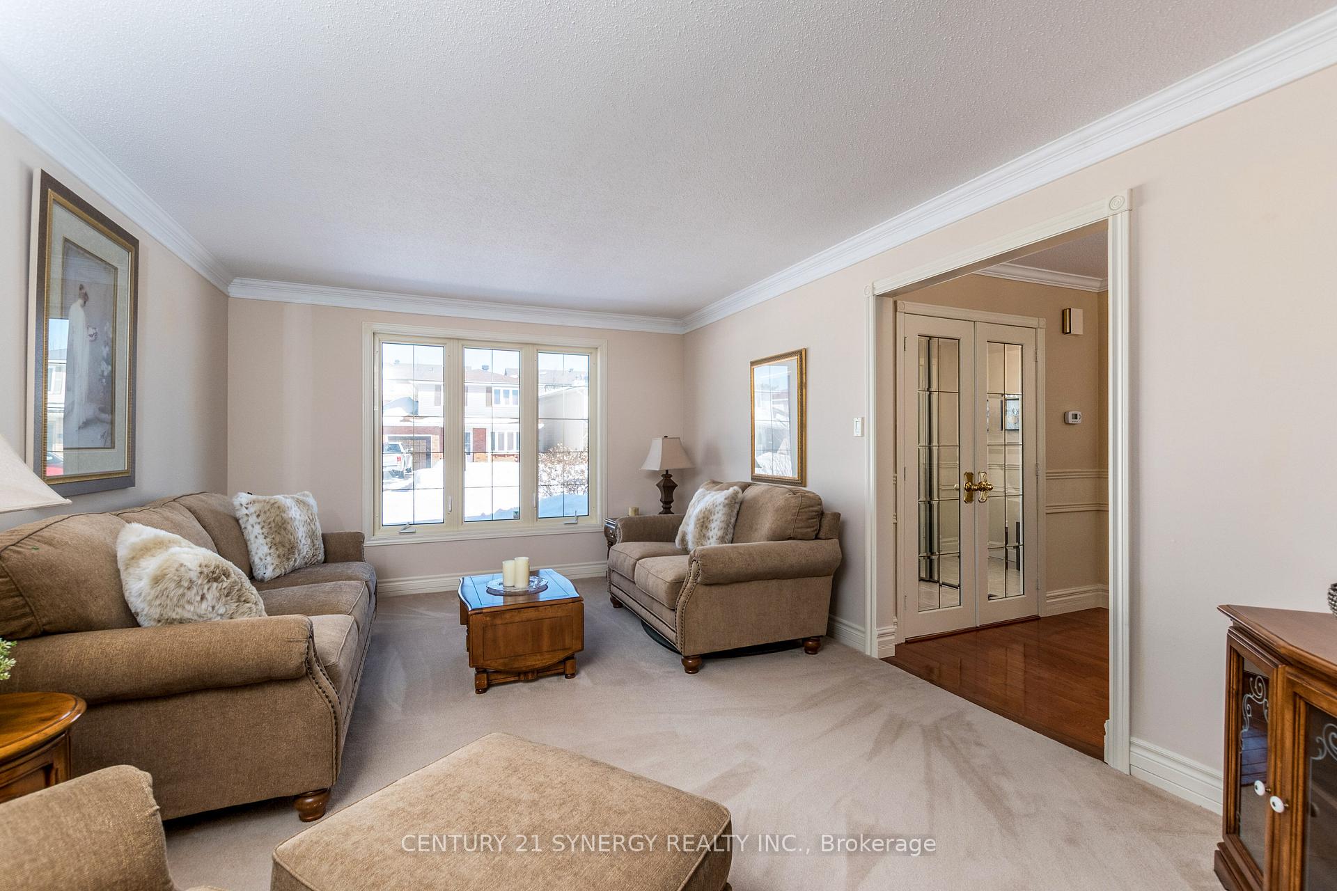 Photo 6 of 7 Ardell Grove S, Ottawa, Craig Henry/Woodvale — HOMEH
