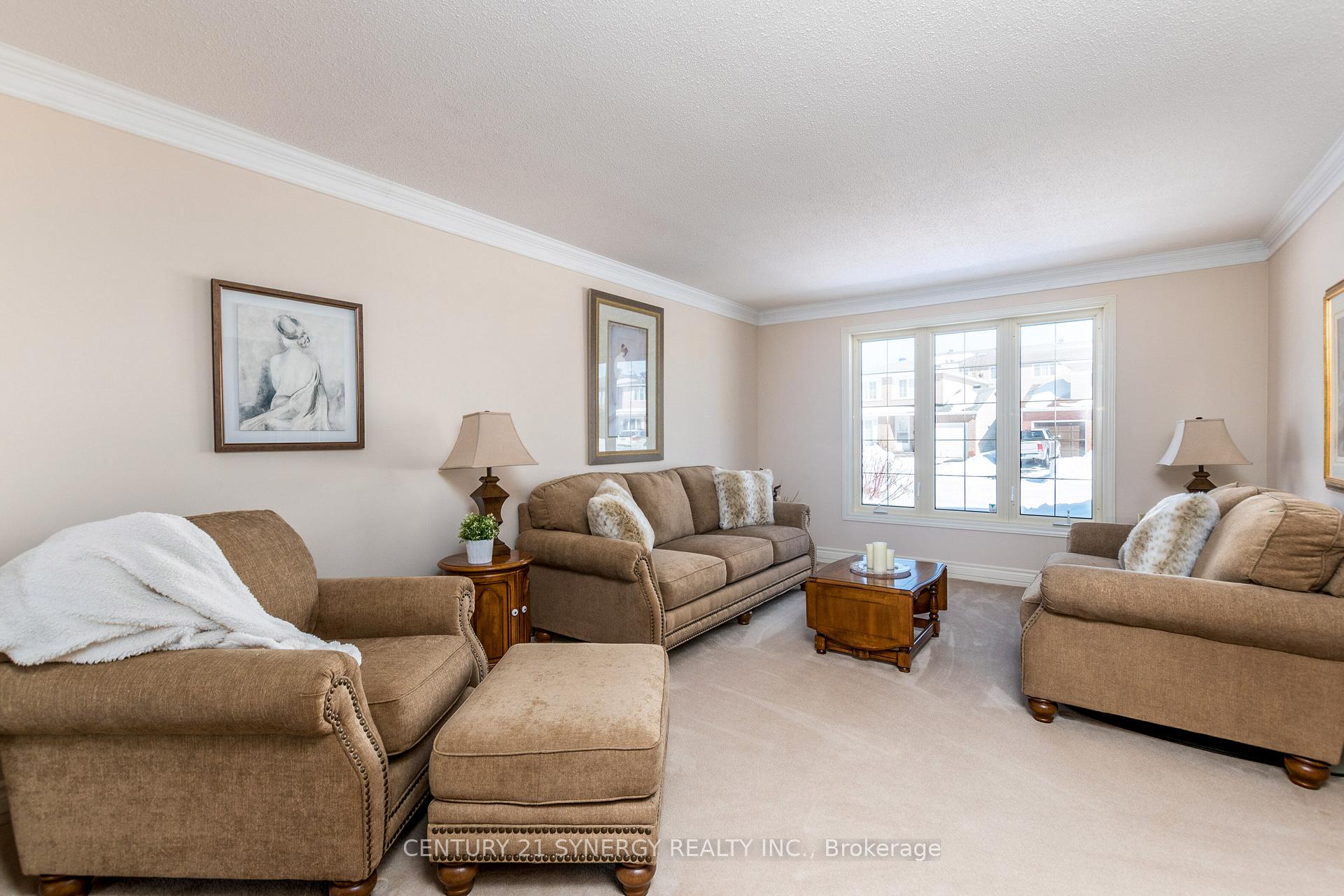 Photo 7 of 7 Ardell Grove S, Ottawa, Craig Henry/Woodvale — HOMEH