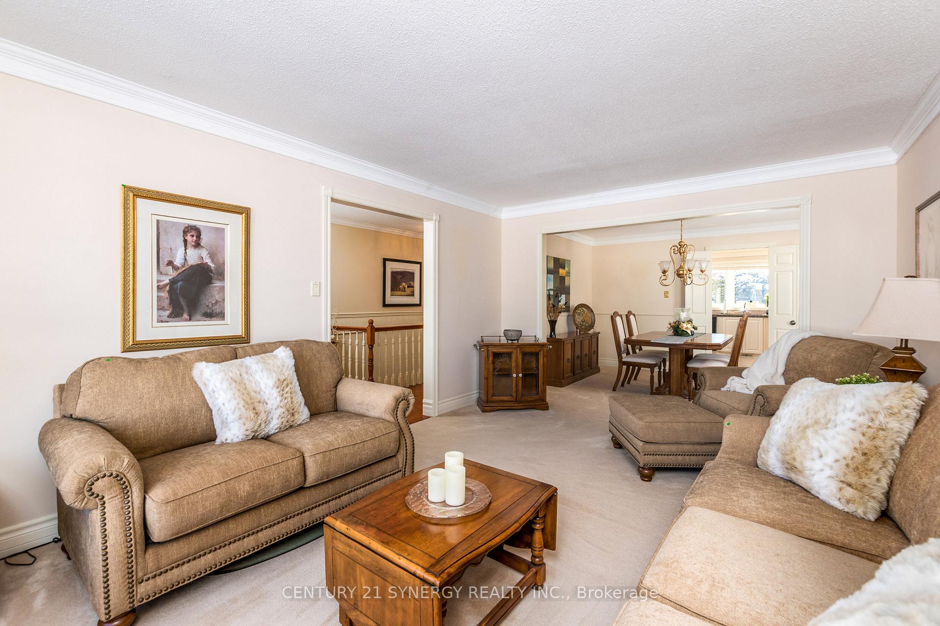 Photo 8 of 7 Ardell Grove S, Ottawa, Craig Henry/Woodvale — HOMEH