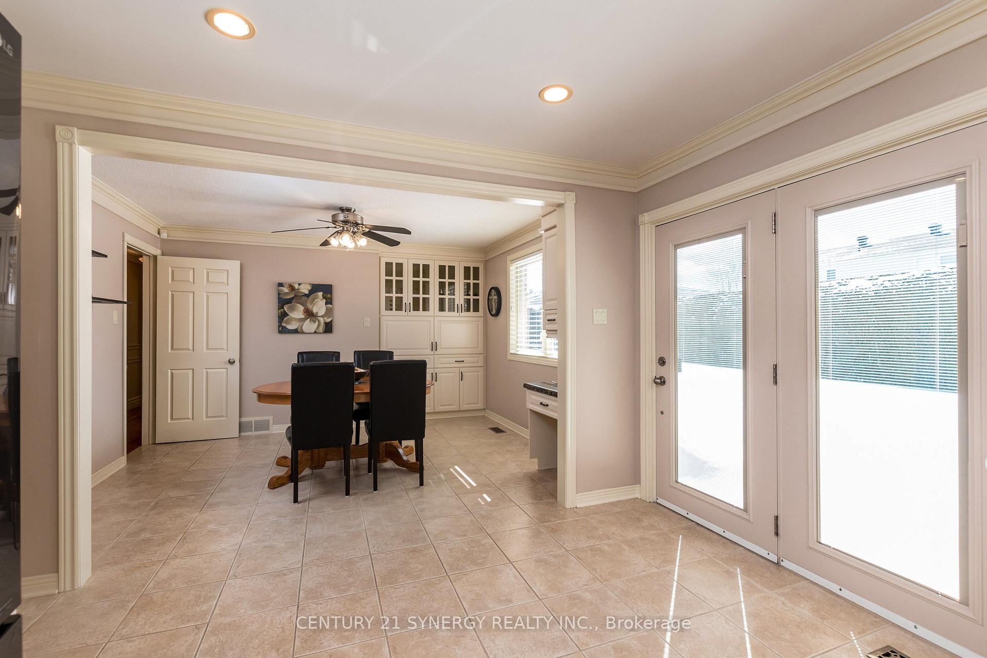 Photo 16 of 7 Ardell Grove S, Ottawa, Craig Henry/Woodvale — HOMEH