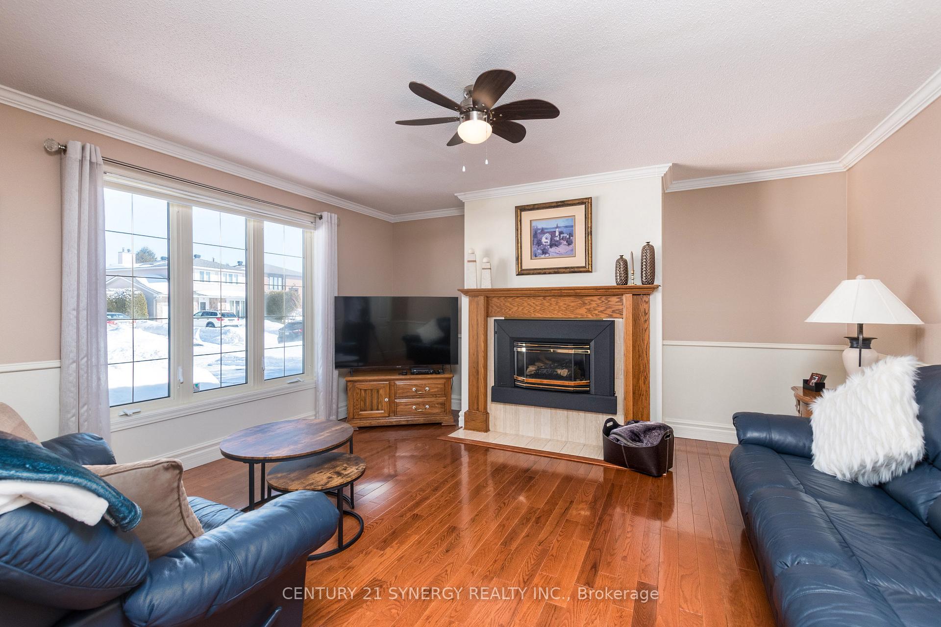 Photo 20 of 7 Ardell Grove S, Ottawa, Craig Henry/Woodvale — HOMEH