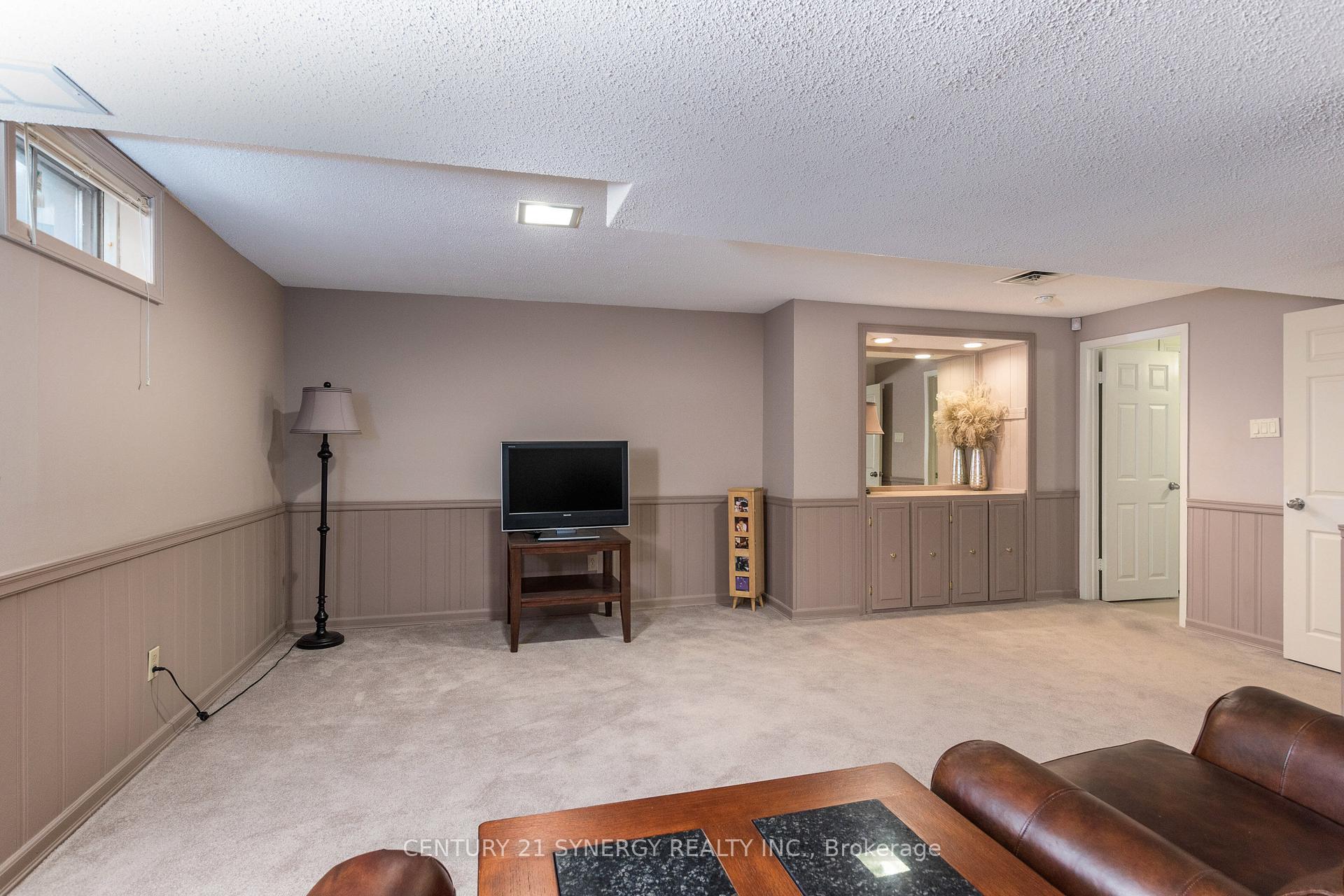 Photo 28 of 7 Ardell Grove S, Ottawa, Craig Henry/Woodvale — HOMEH
