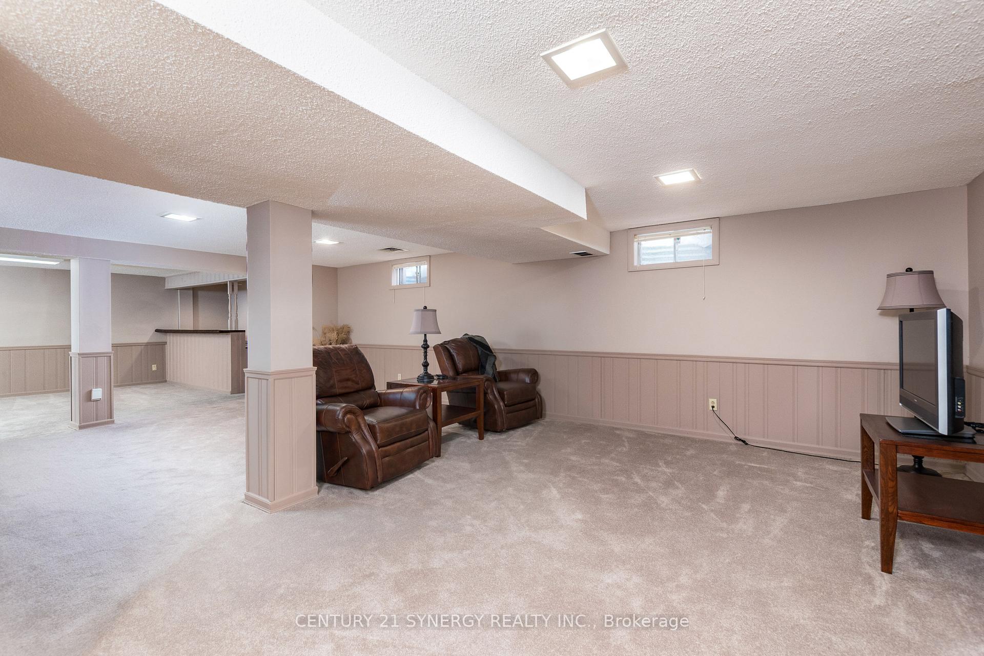 Photo 29 of 7 Ardell Grove S, Ottawa, Craig Henry/Woodvale — HOMEH