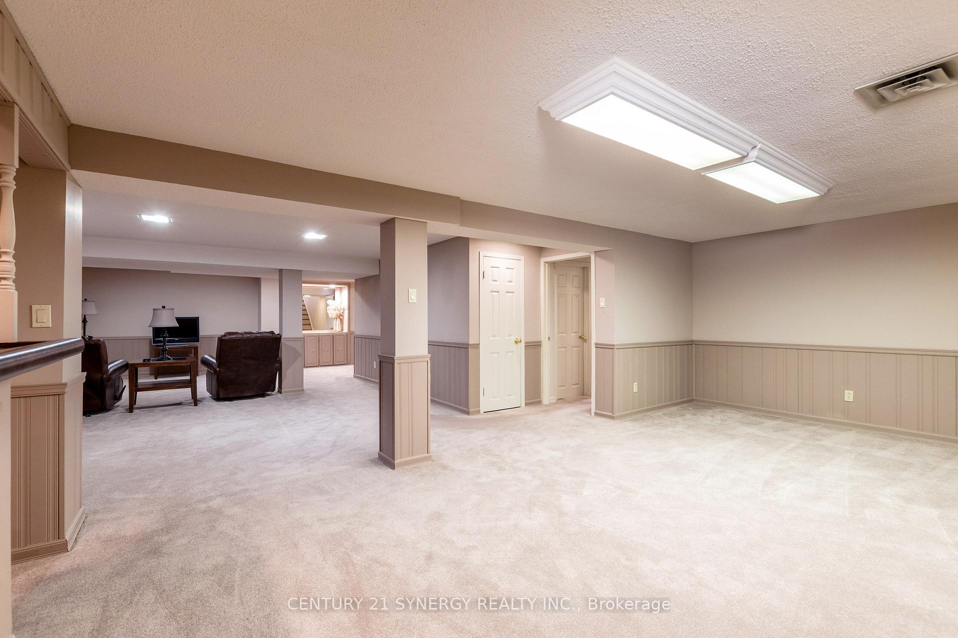 Photo 31 of 7 Ardell Grove S, Ottawa, Craig Henry/Woodvale — HOMEH